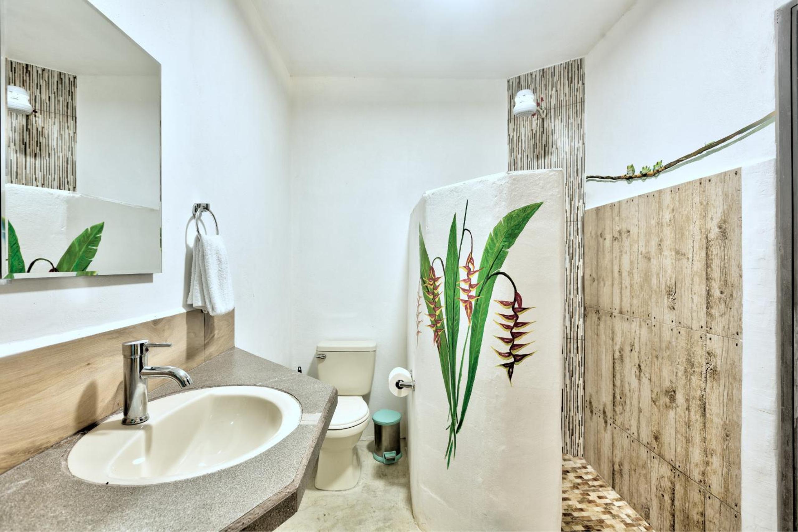 Puerto Viejo Club, Villas & Pool