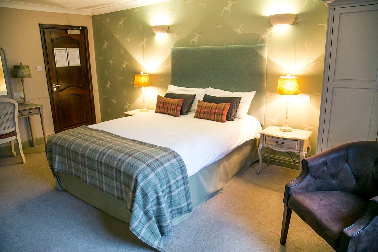 Bury Vacations - The Red Lion Hawkshaw - Property Image 3