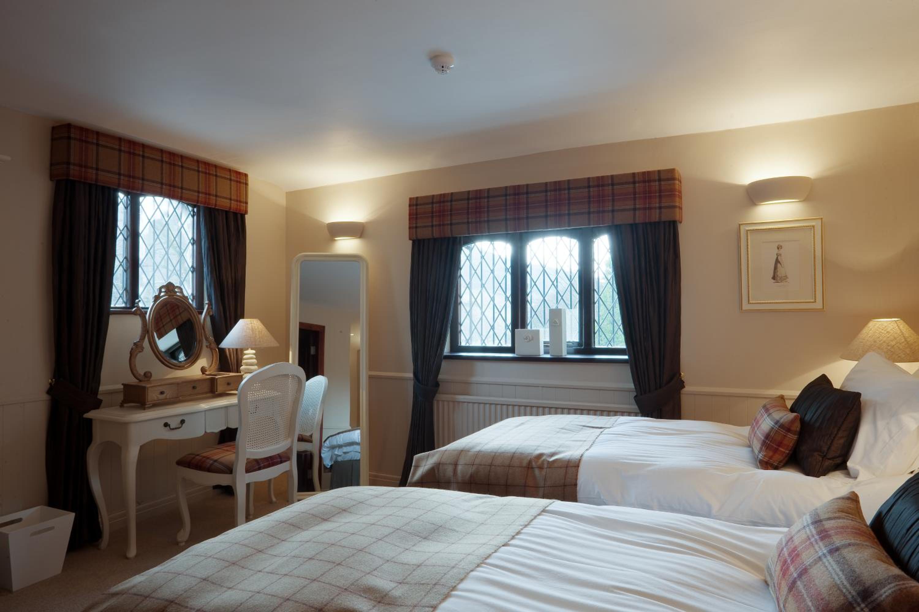 Bury Vacations - The Red Lion Hawkshaw - Property Image 2