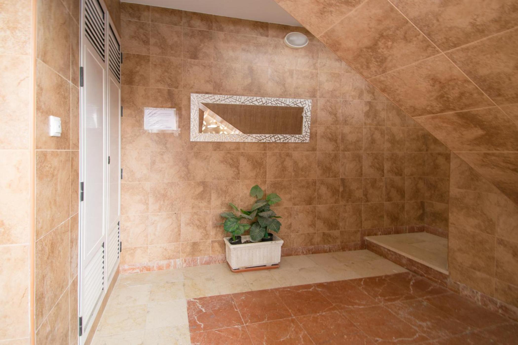 24 The Palm Home - Alicante Holiday view 5