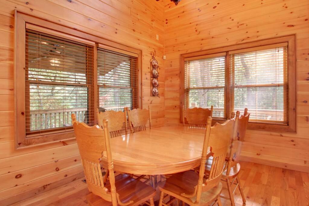 Cherokee Dream Mountain Lodge
