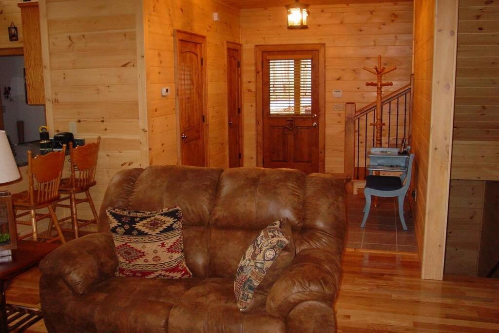 Cherokee Dream Mountain Lodge