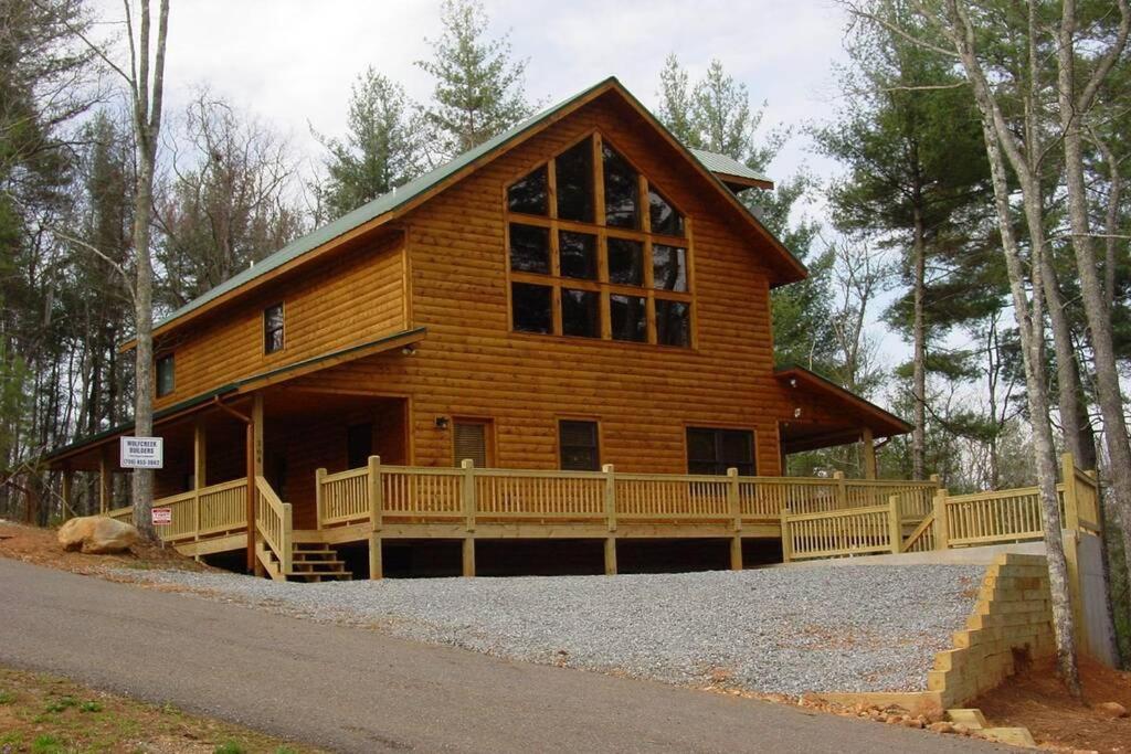 Cherokee Dream Mountain Lodge