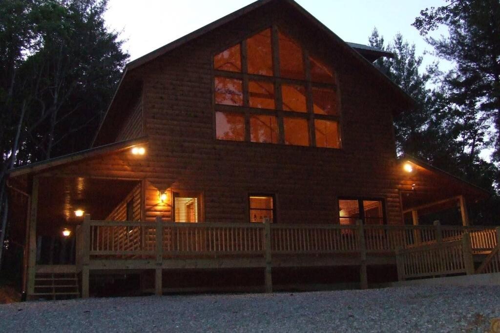 Cherokee Dream Mountain Lodge
