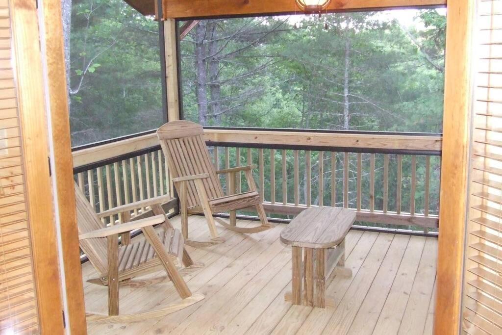 Cherokee Dream Mountain Lodge