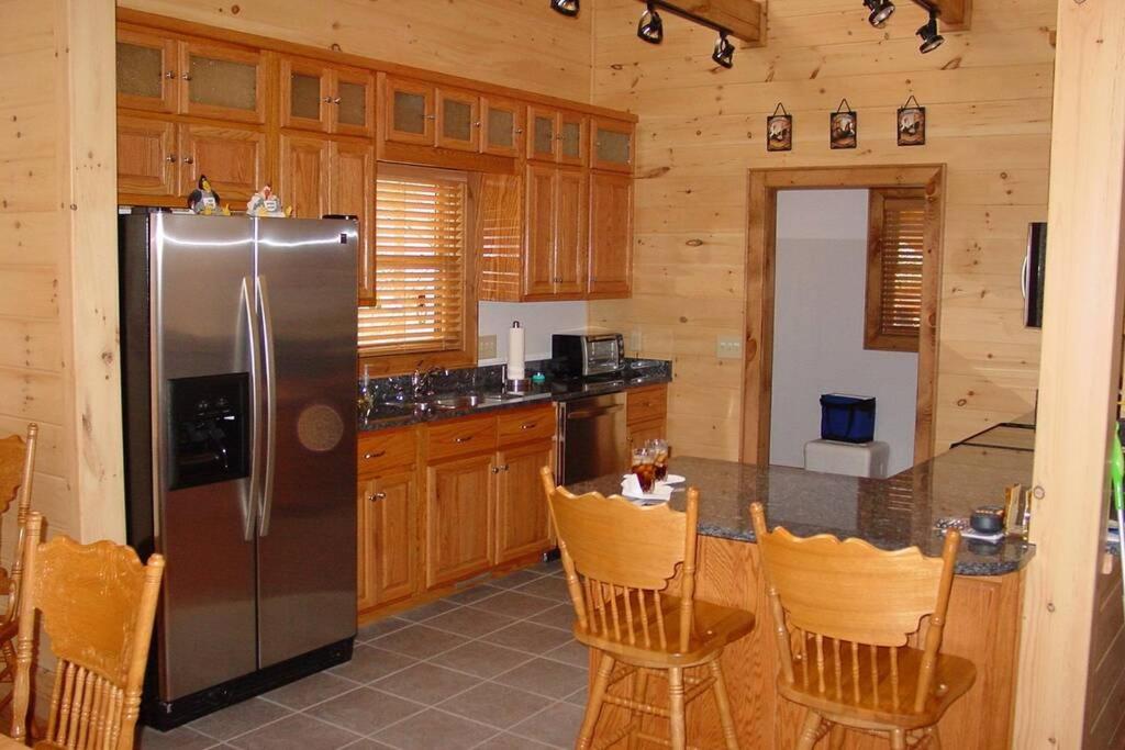 Cherokee Dream Mountain Lodge
