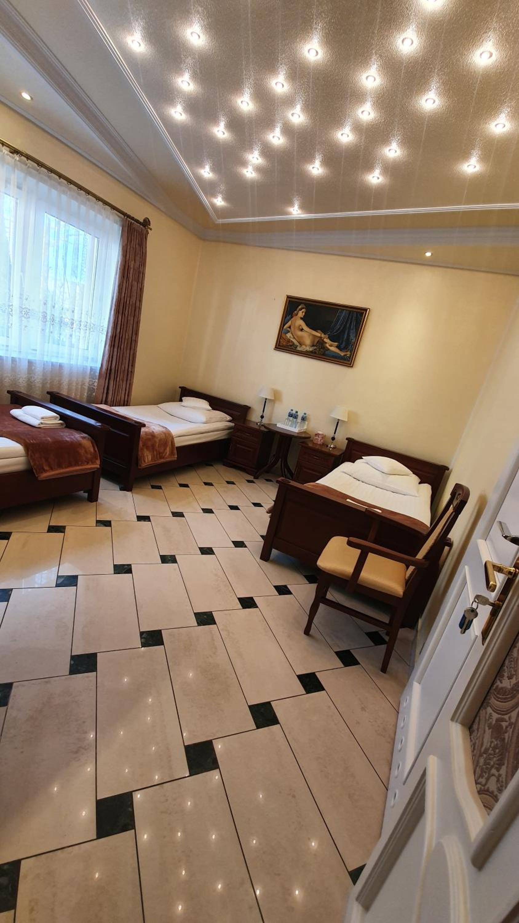 BTHouse, Pokoje Gościnne