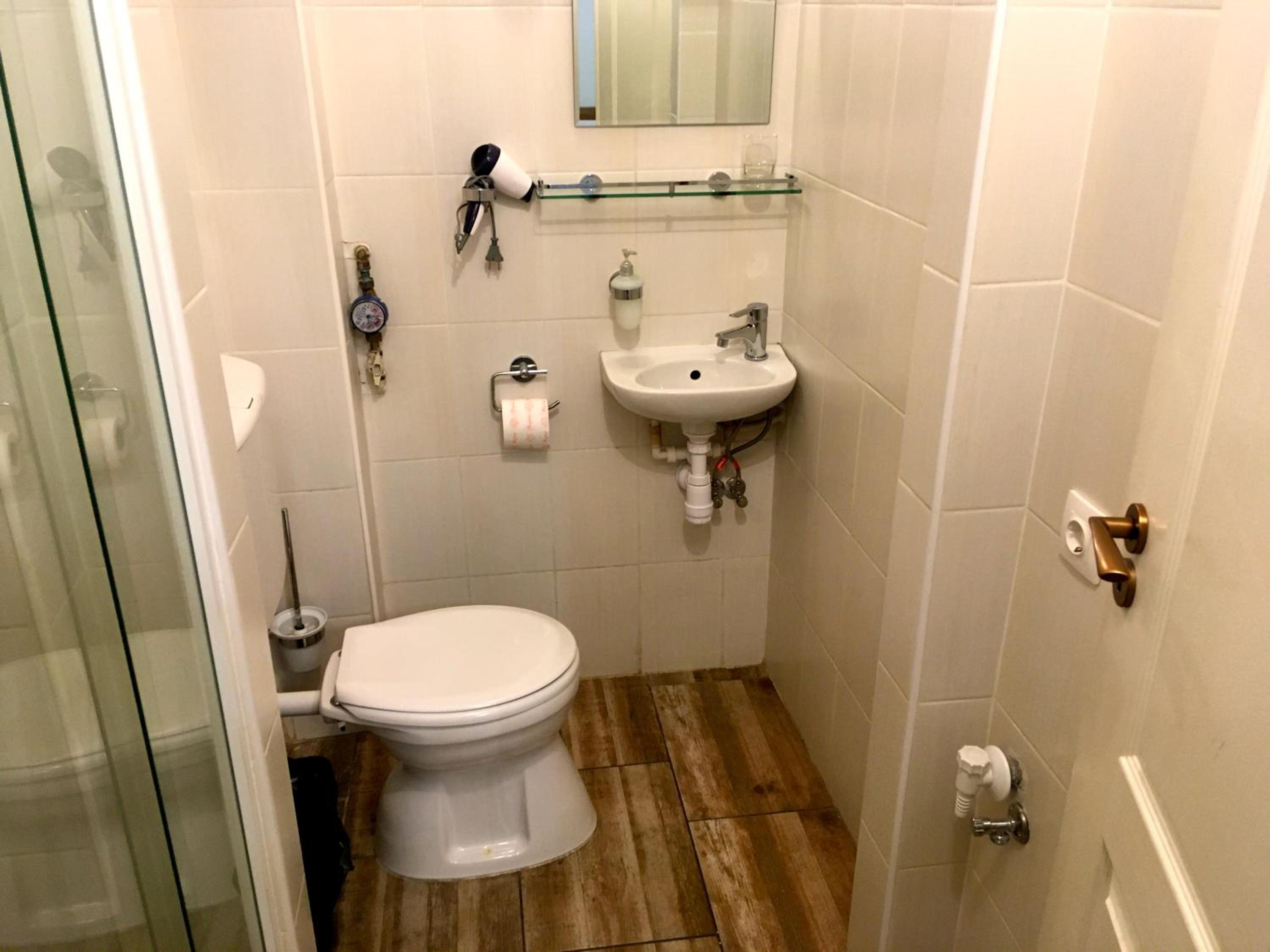 Photo 19