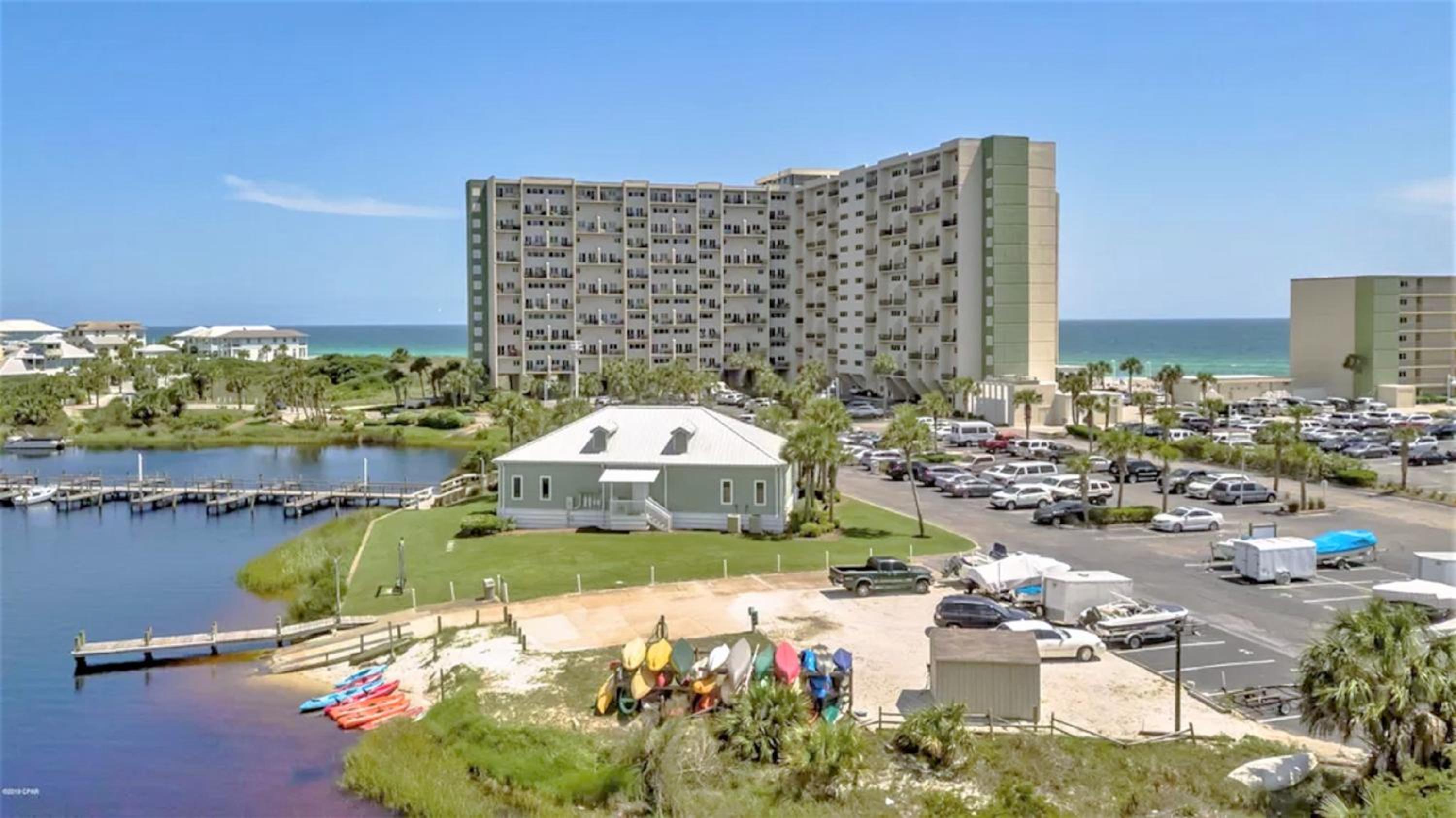 Pinnacle Port Beach Resort