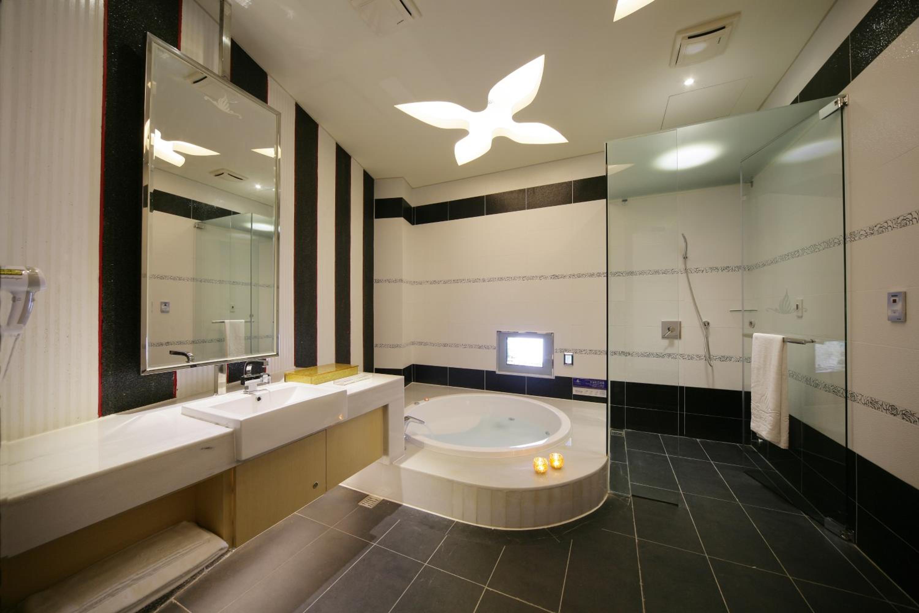 Dubai Villa Motel