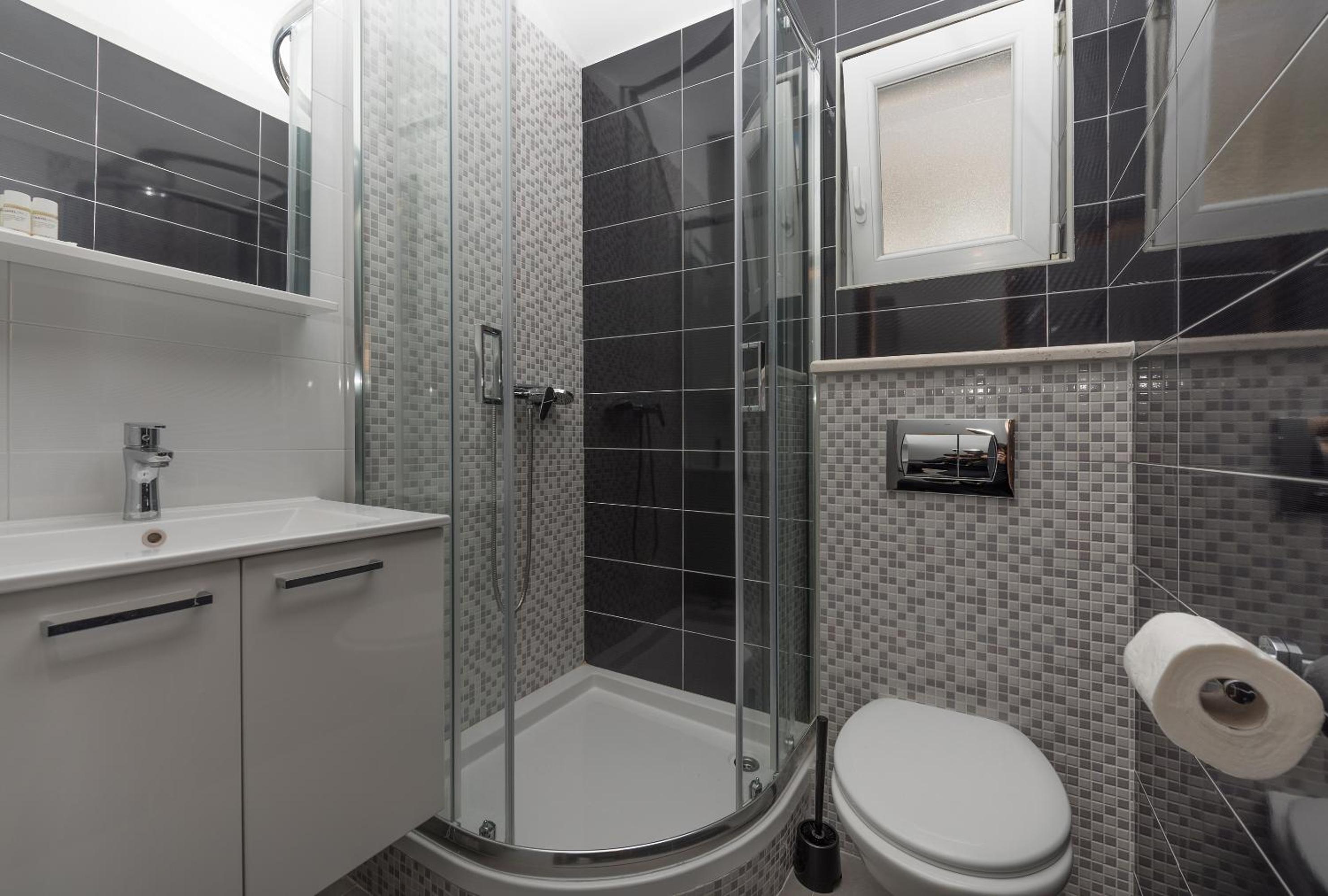 Bilin san apartments