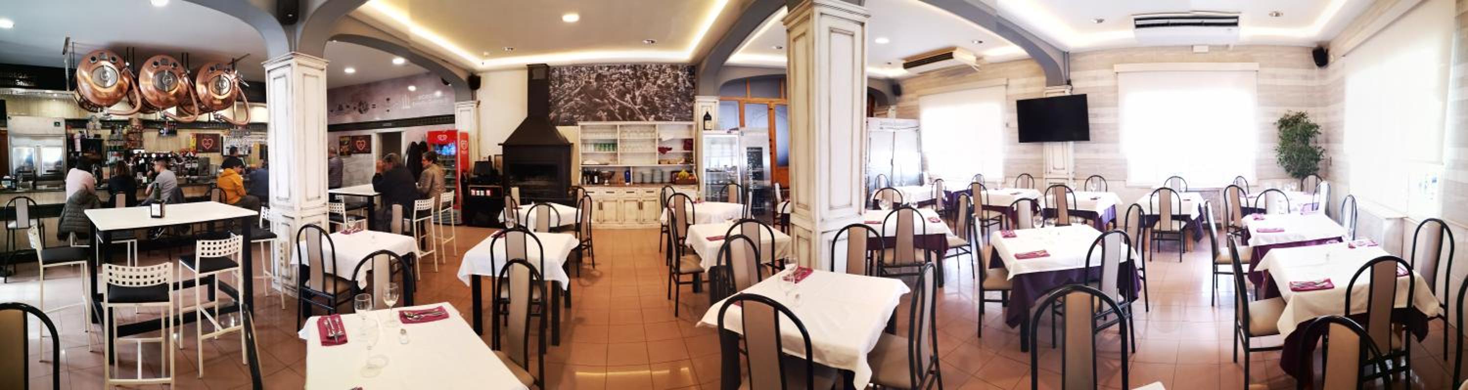 Hostal Los Hermanos view 5