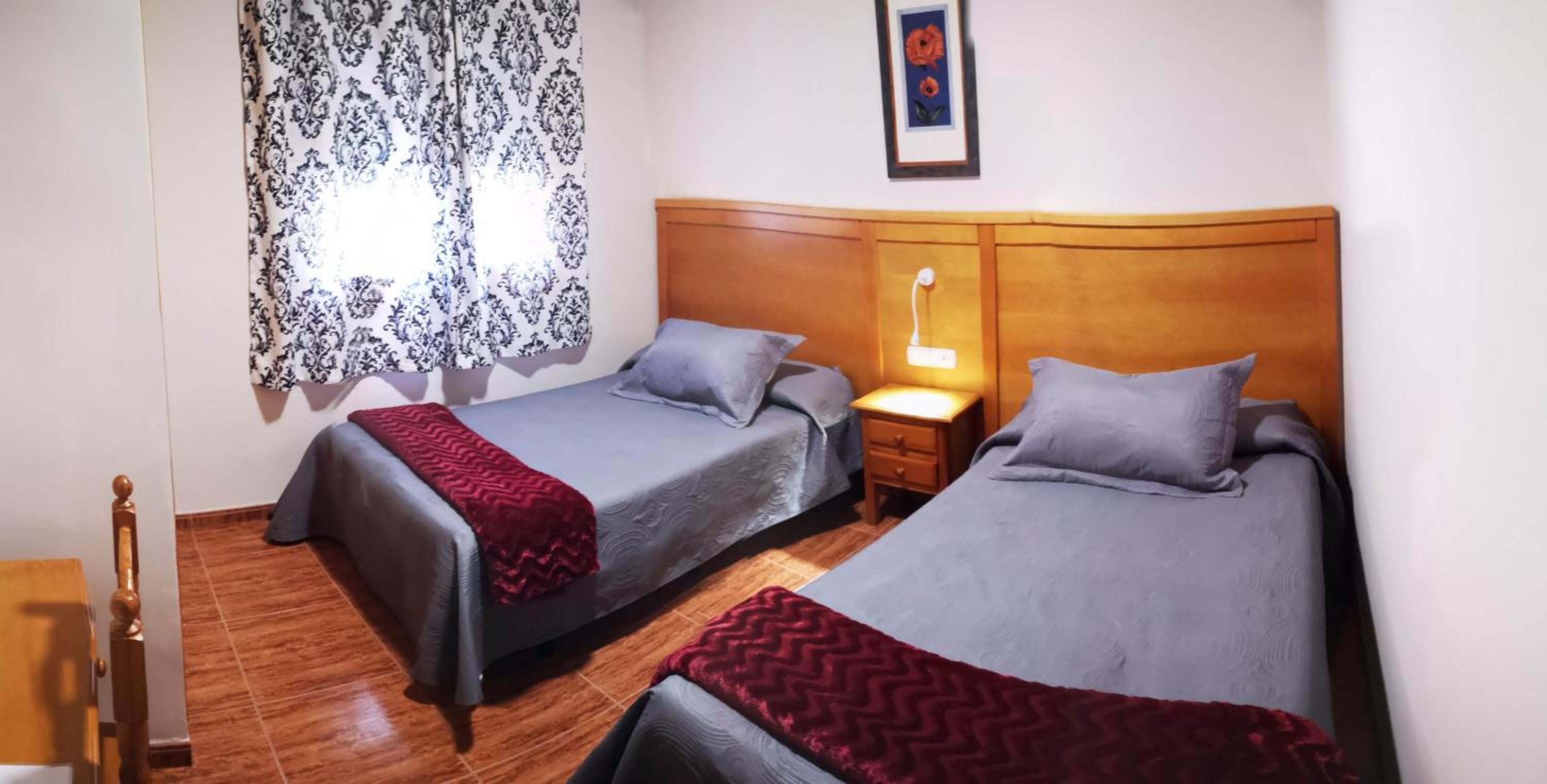 Hostal Los Hermanos view 4