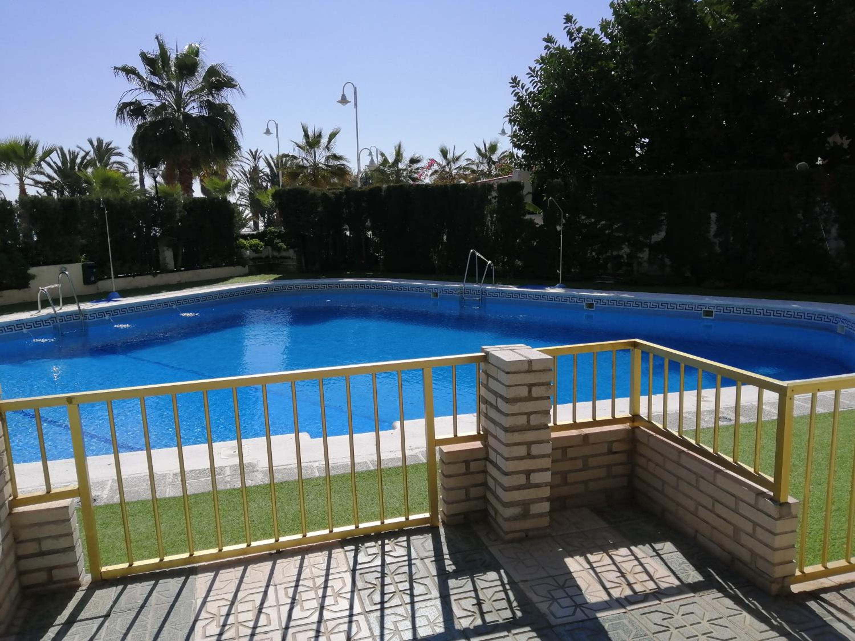 Bonito piso en primera línea de playa photo 5