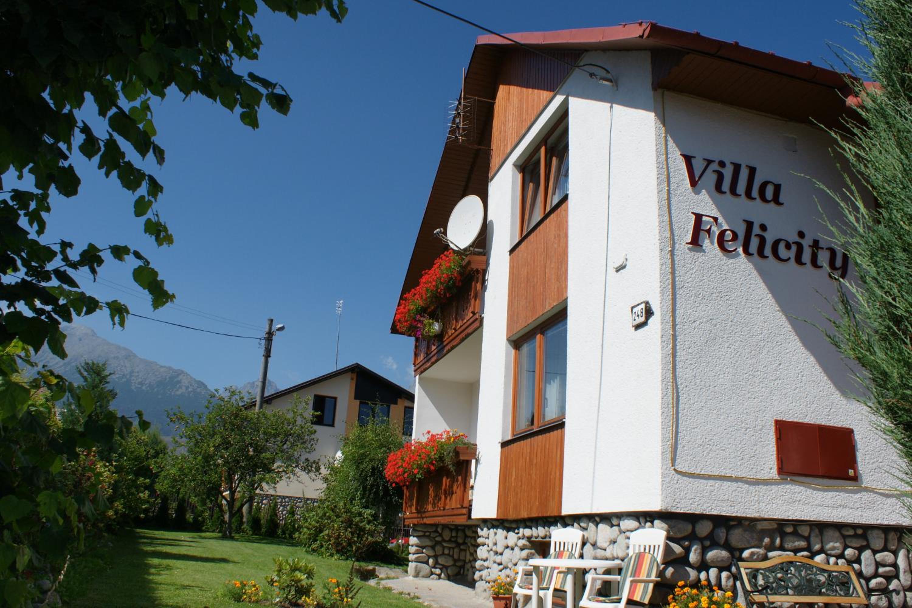 Villa Felicity view 4