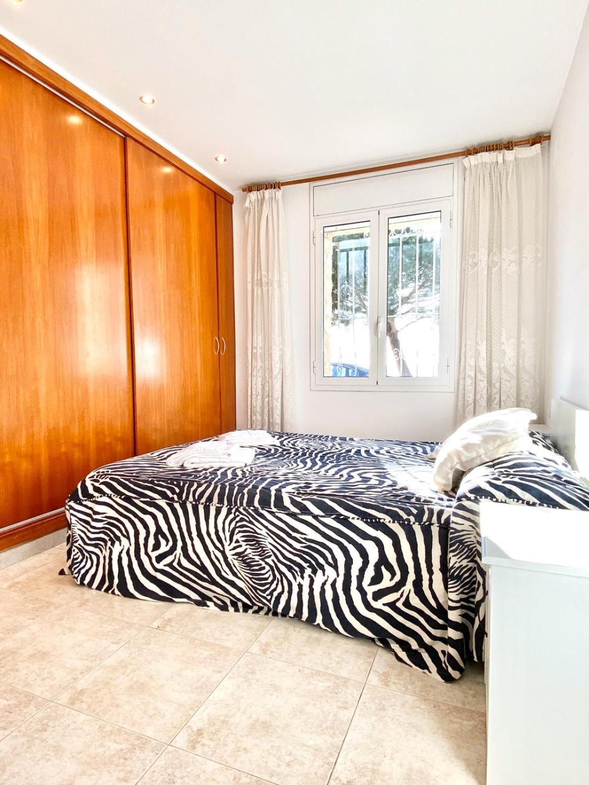 Appartement devant la plage view 3