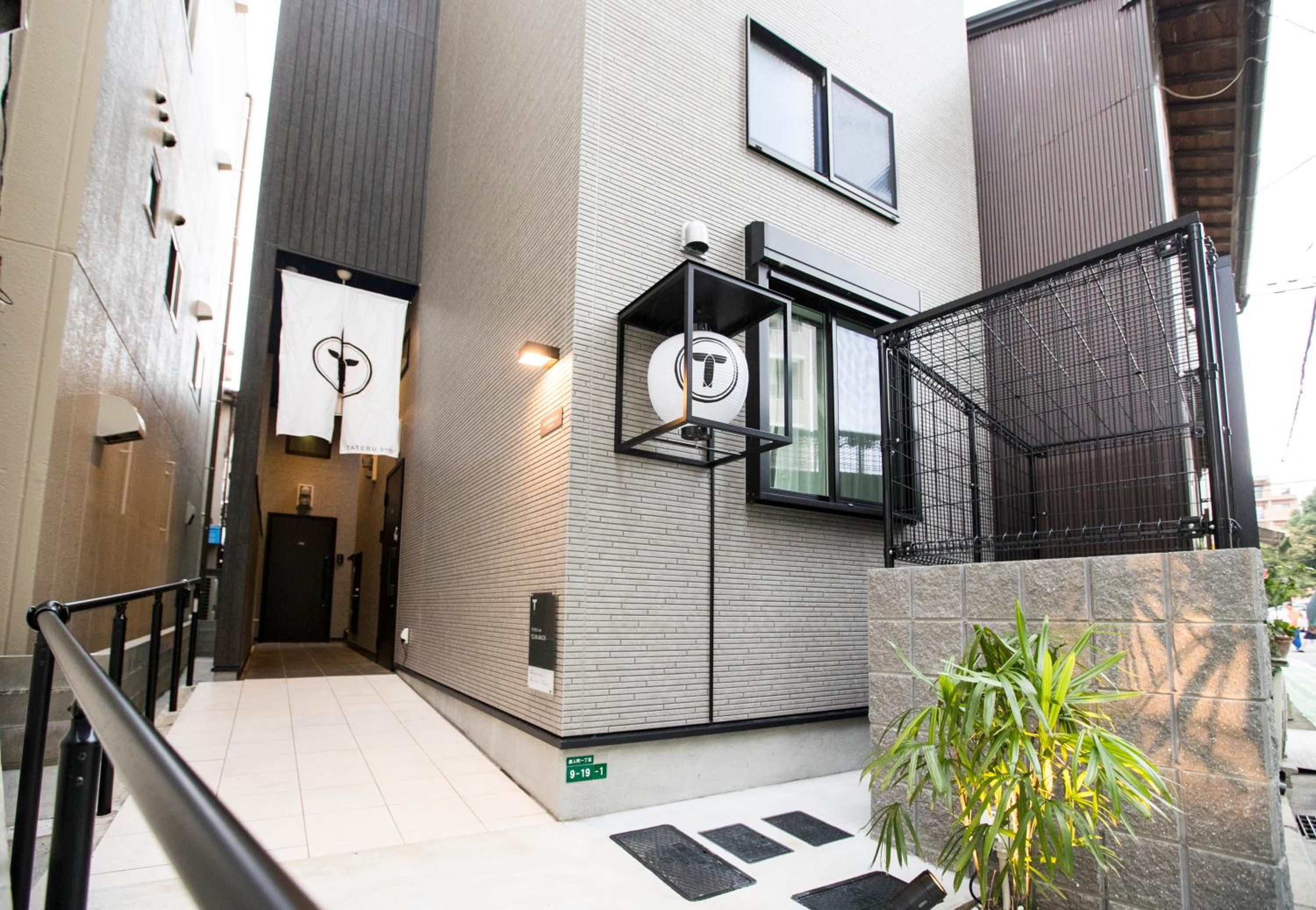 TRIP POD TOJIN-MACHI A