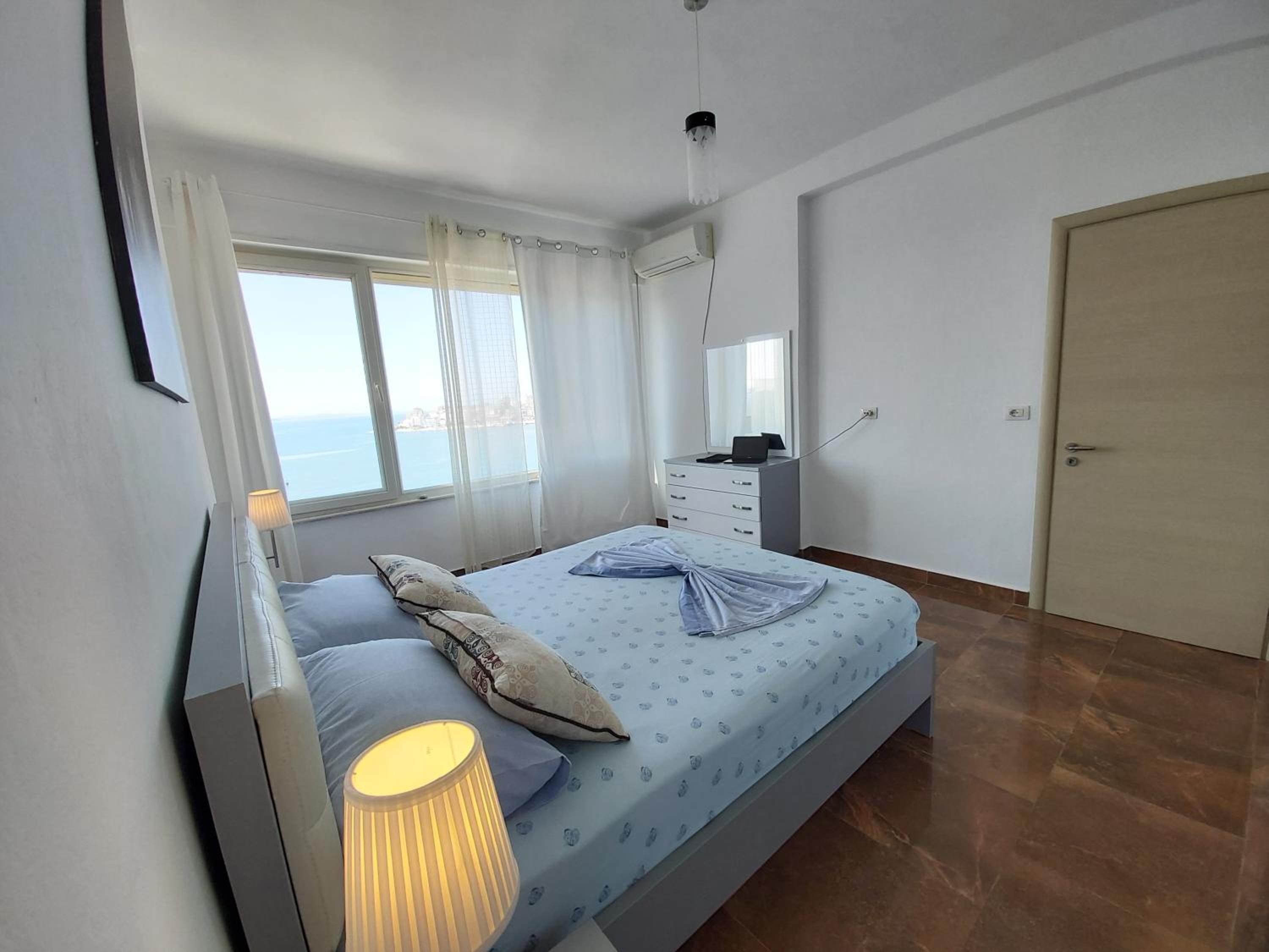 Two Worlds Sea View Apartment