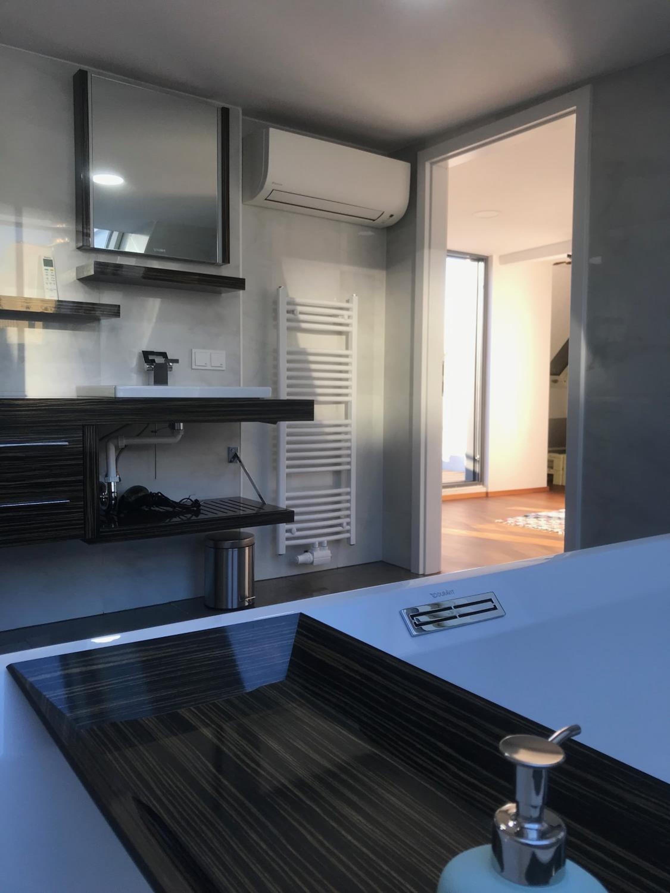 The Barts Apartments - Self Check-in