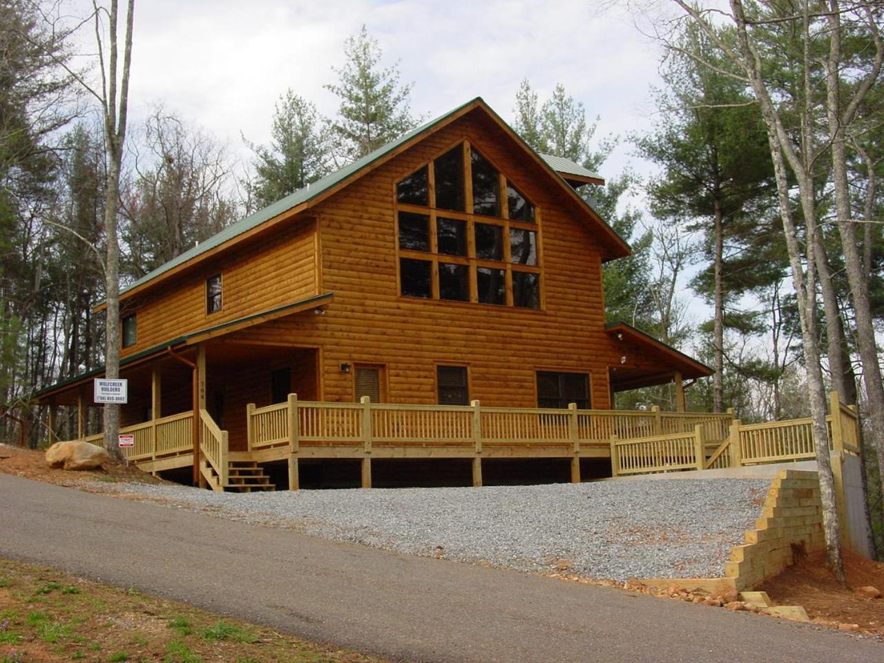 Cherokee Dream Mountain Lodge