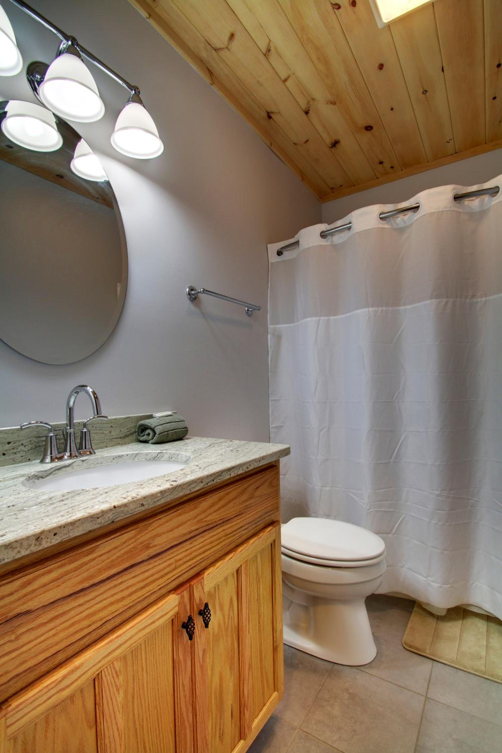 Cherokee Dream Mountain Lodge