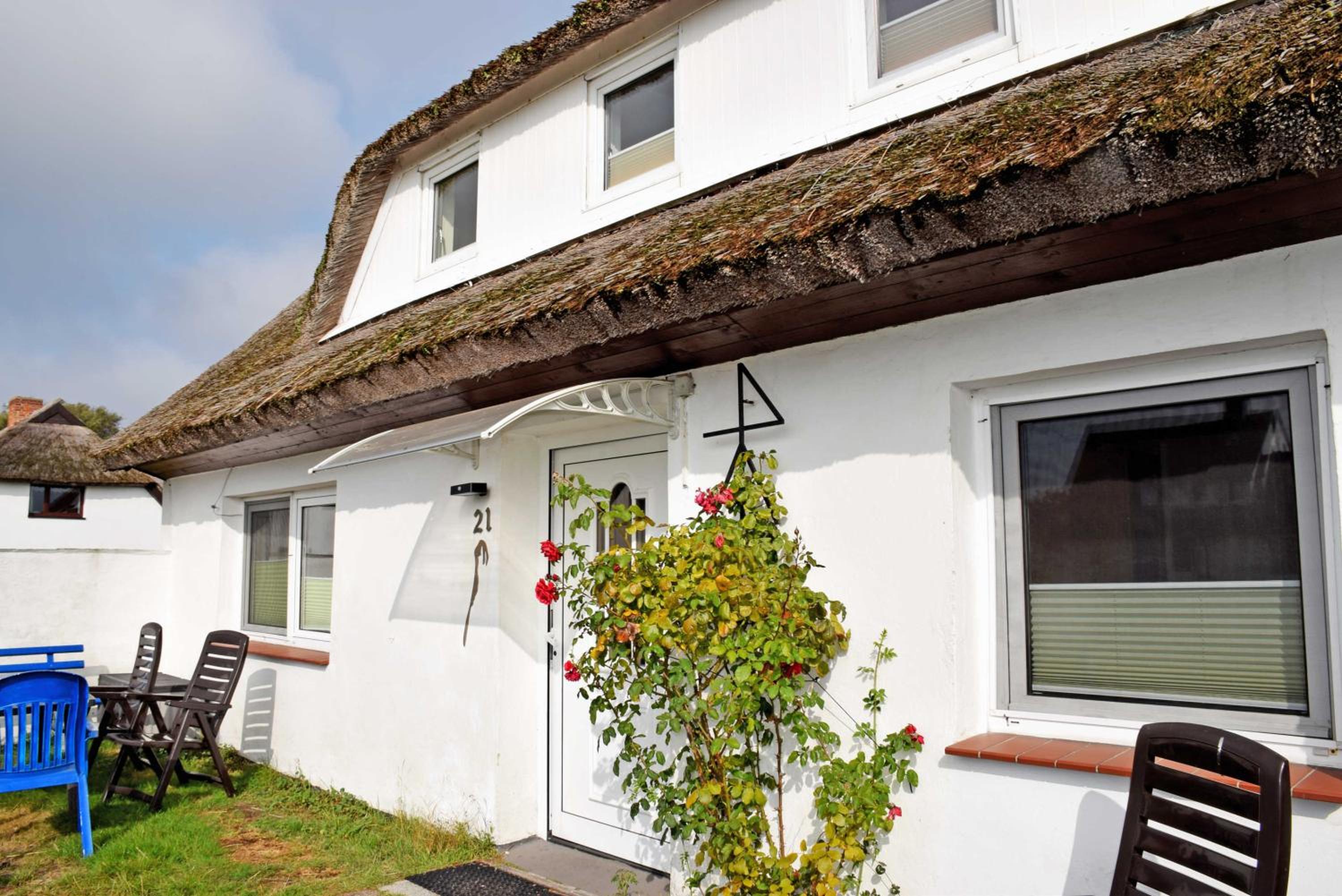 Ferienzimmer unterm Reetdach in Pl view 3