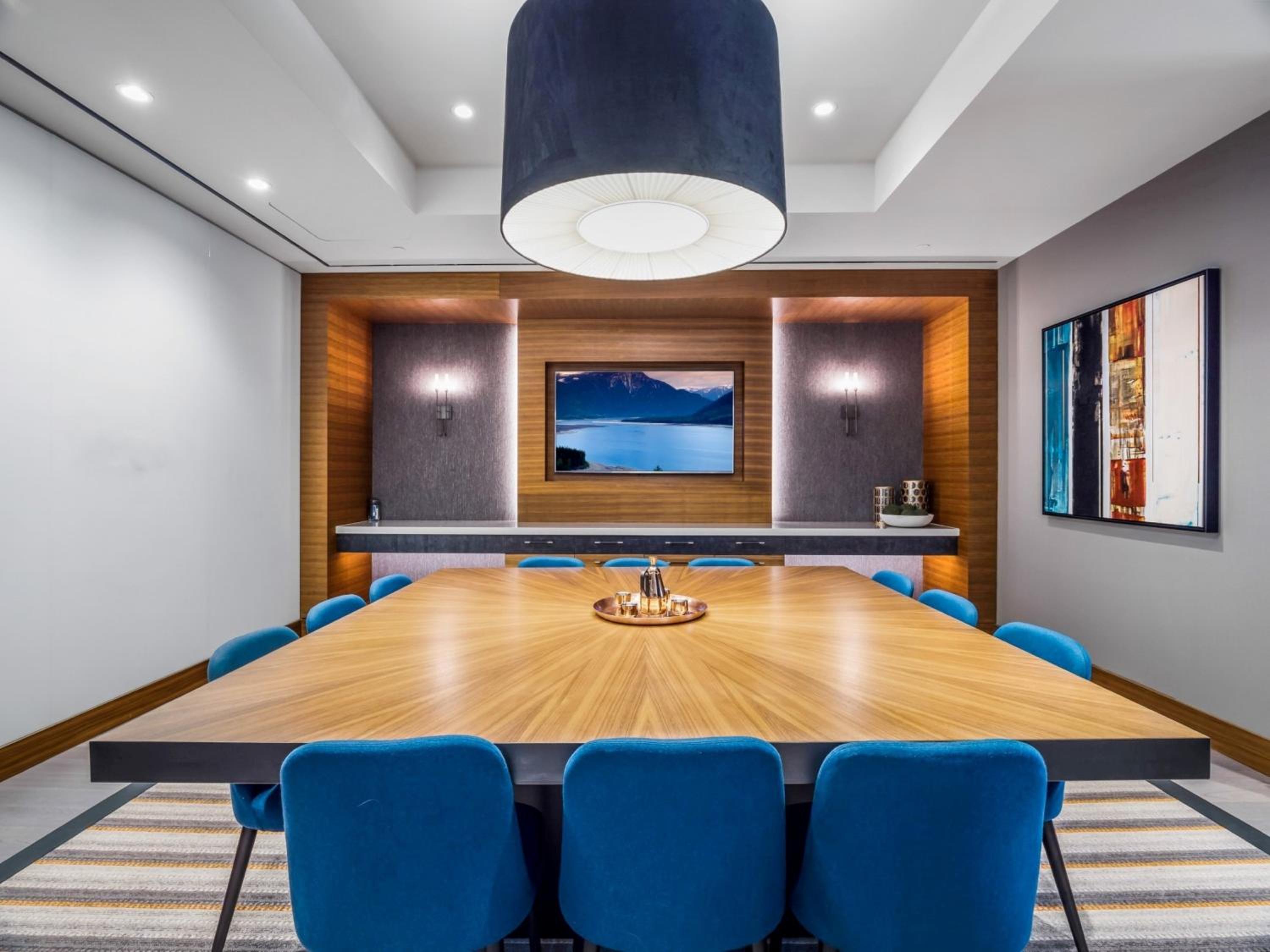 Global Luxury Suites at Reston Town Center