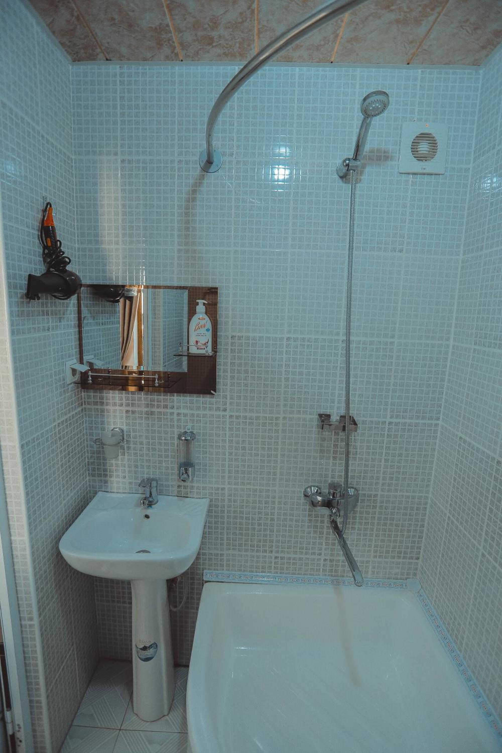 Photo 13