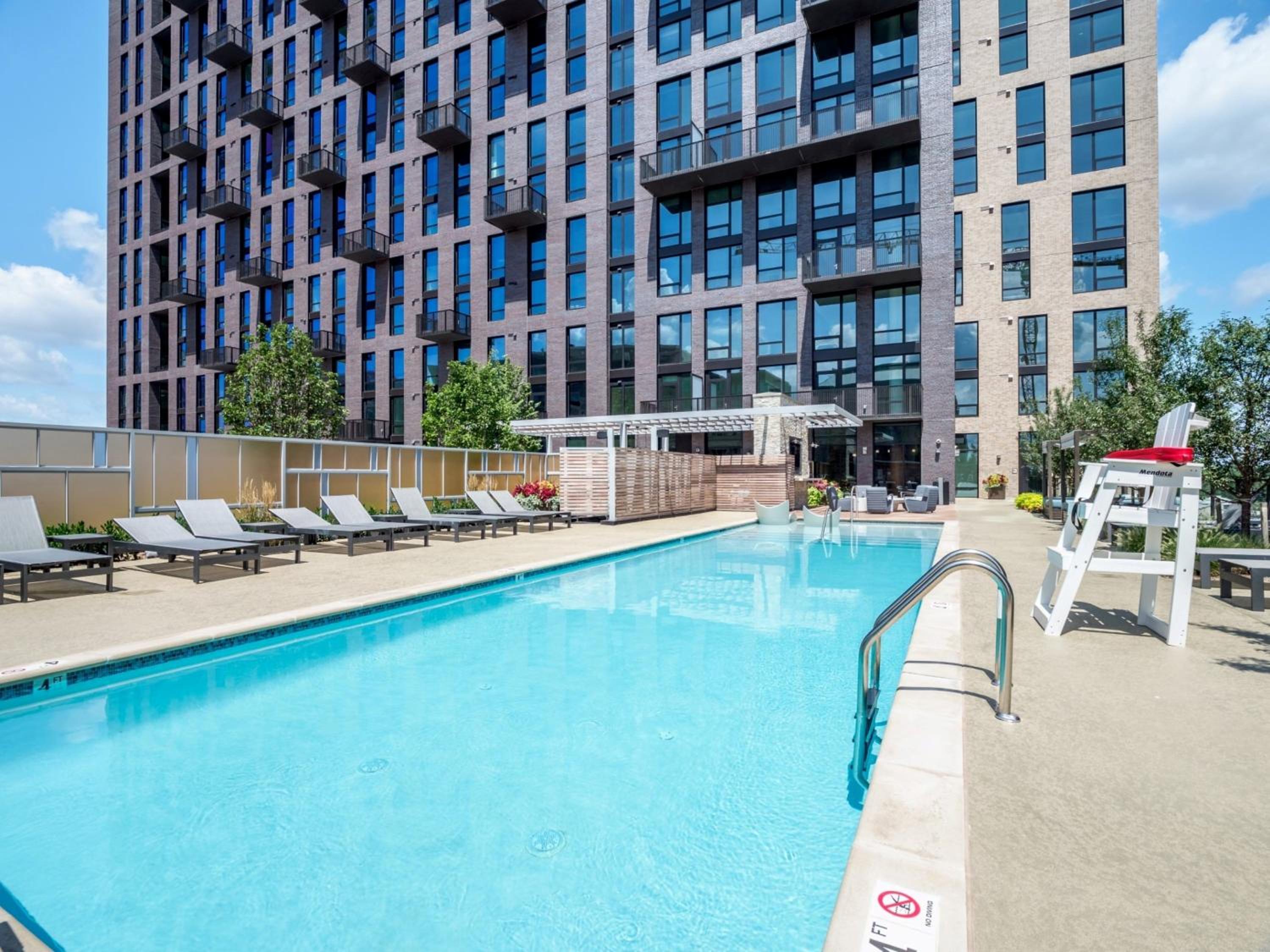 Global Luxury Suites at Reston Town Center