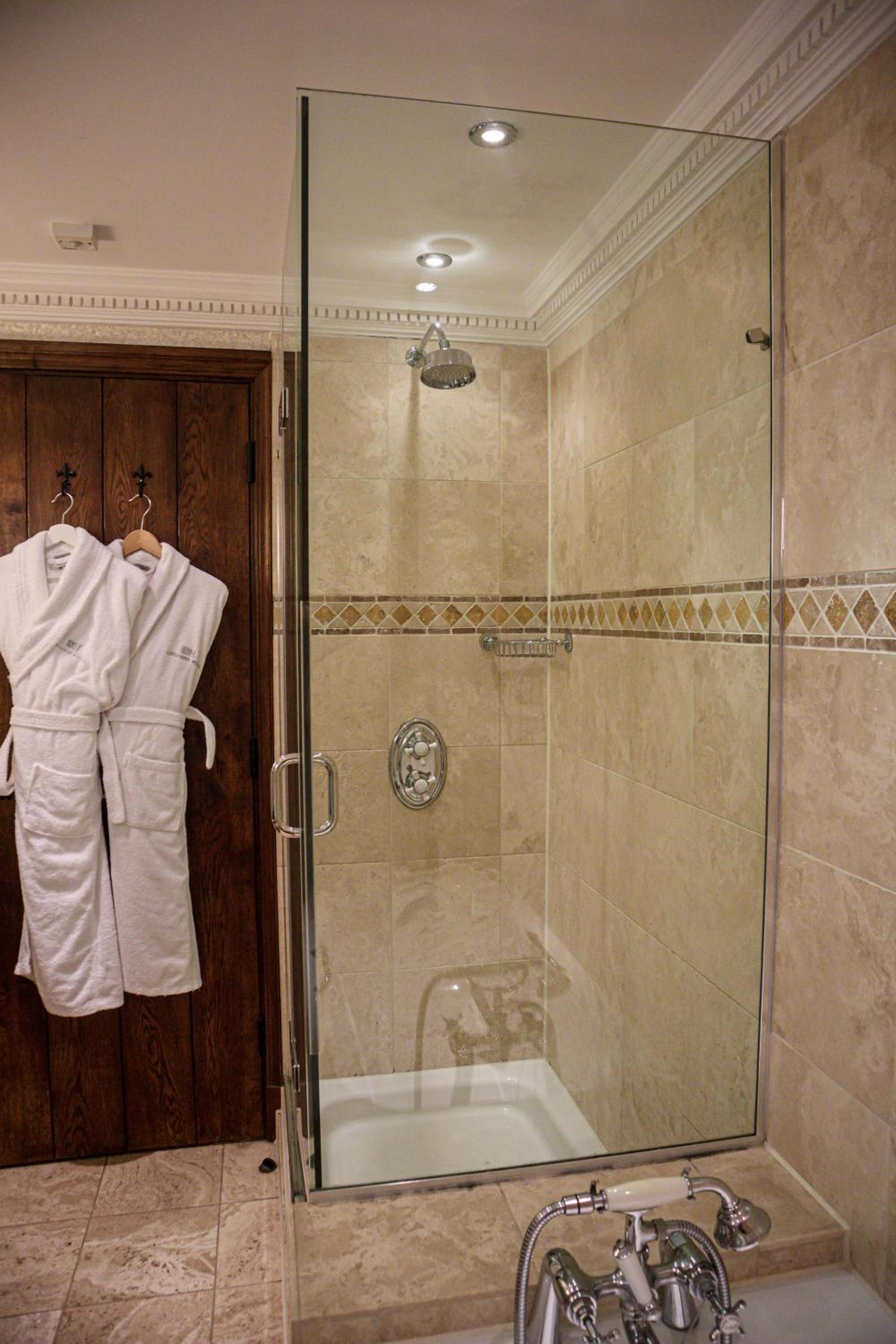 Horley Vacations - Langshott Manor - Luxury Hotel Gatwick - Property Image 92