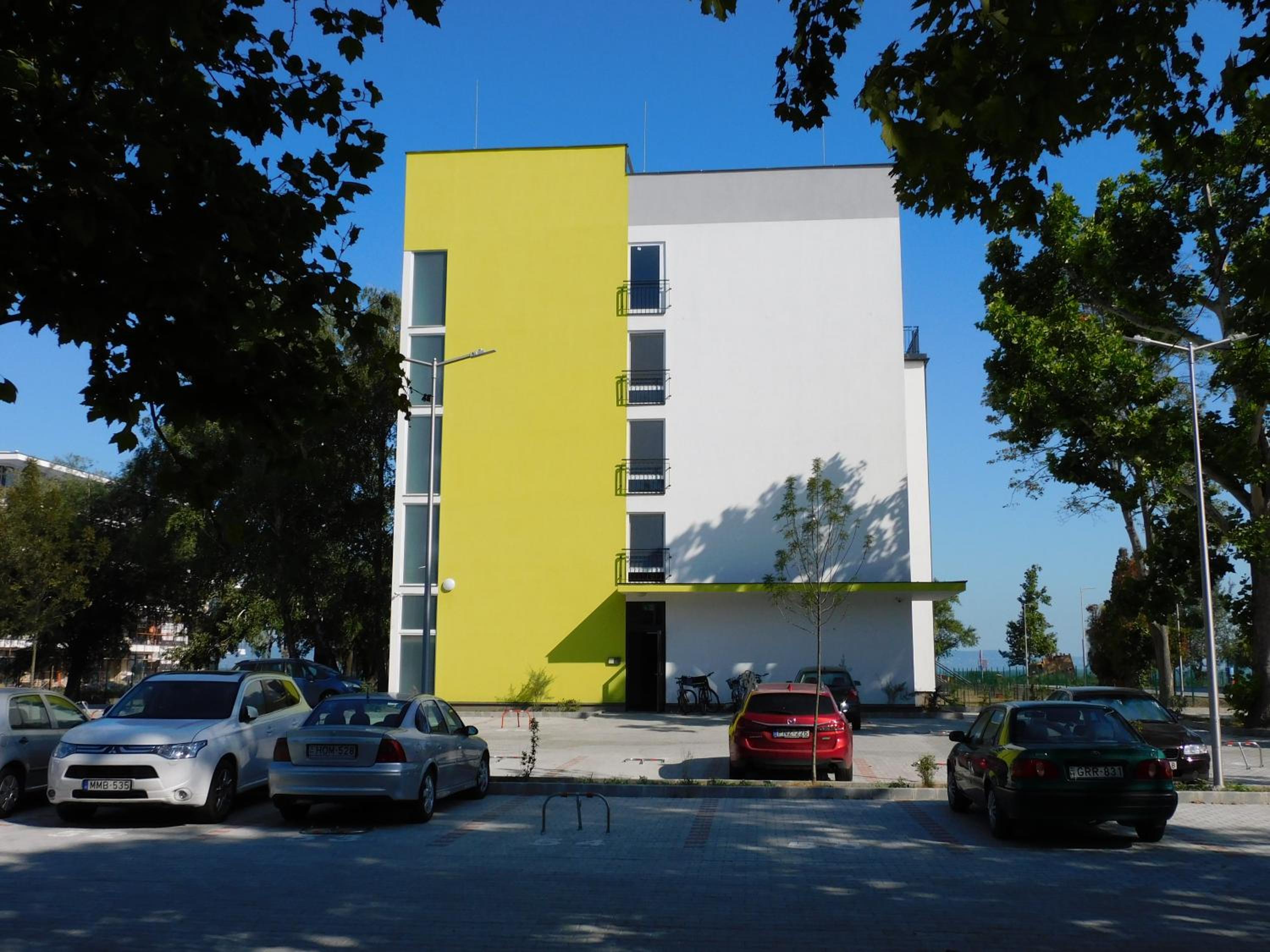 Photo 48