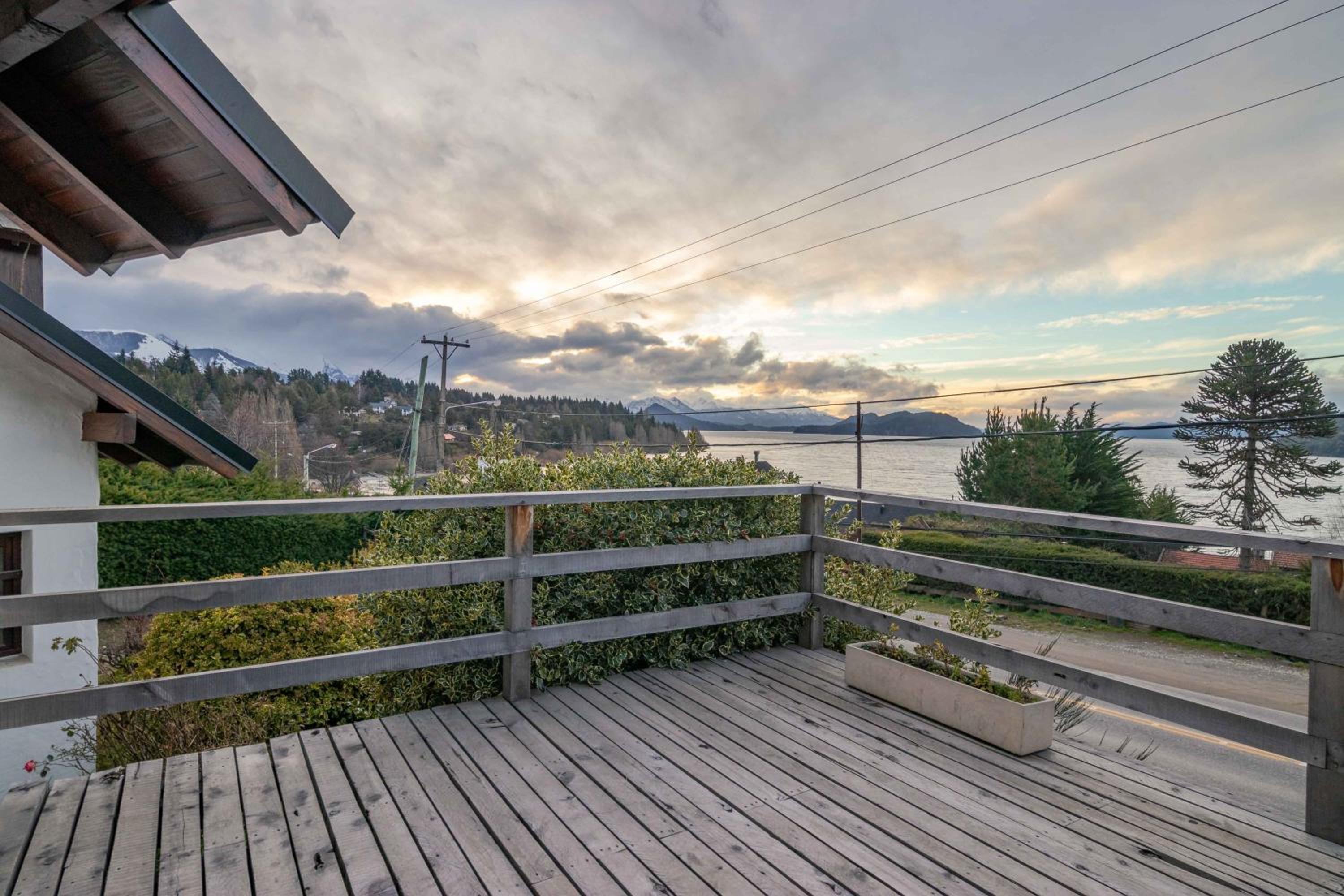 Bonita Lake House - Hostel & Bungalows
