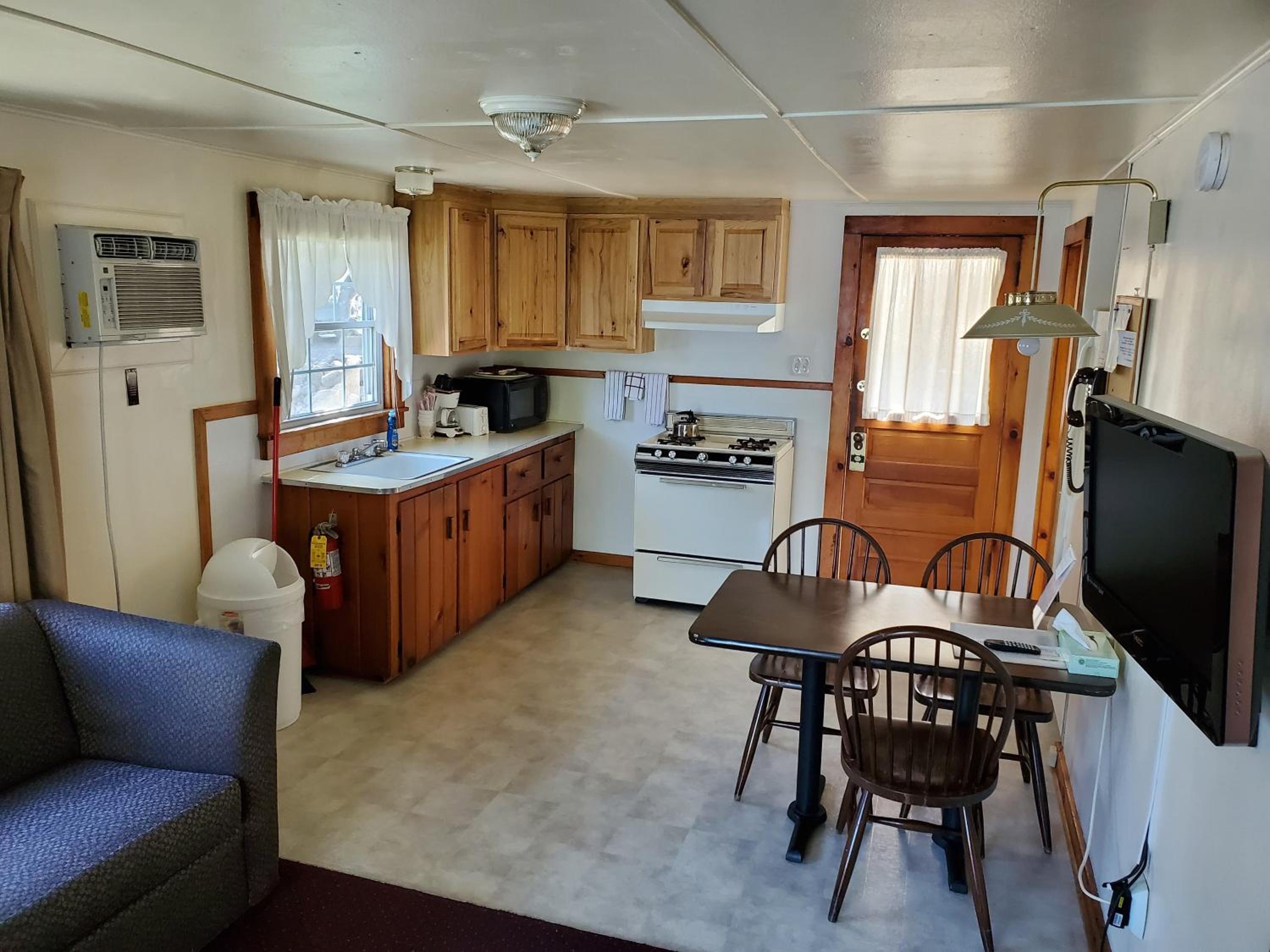 Lake View Motel