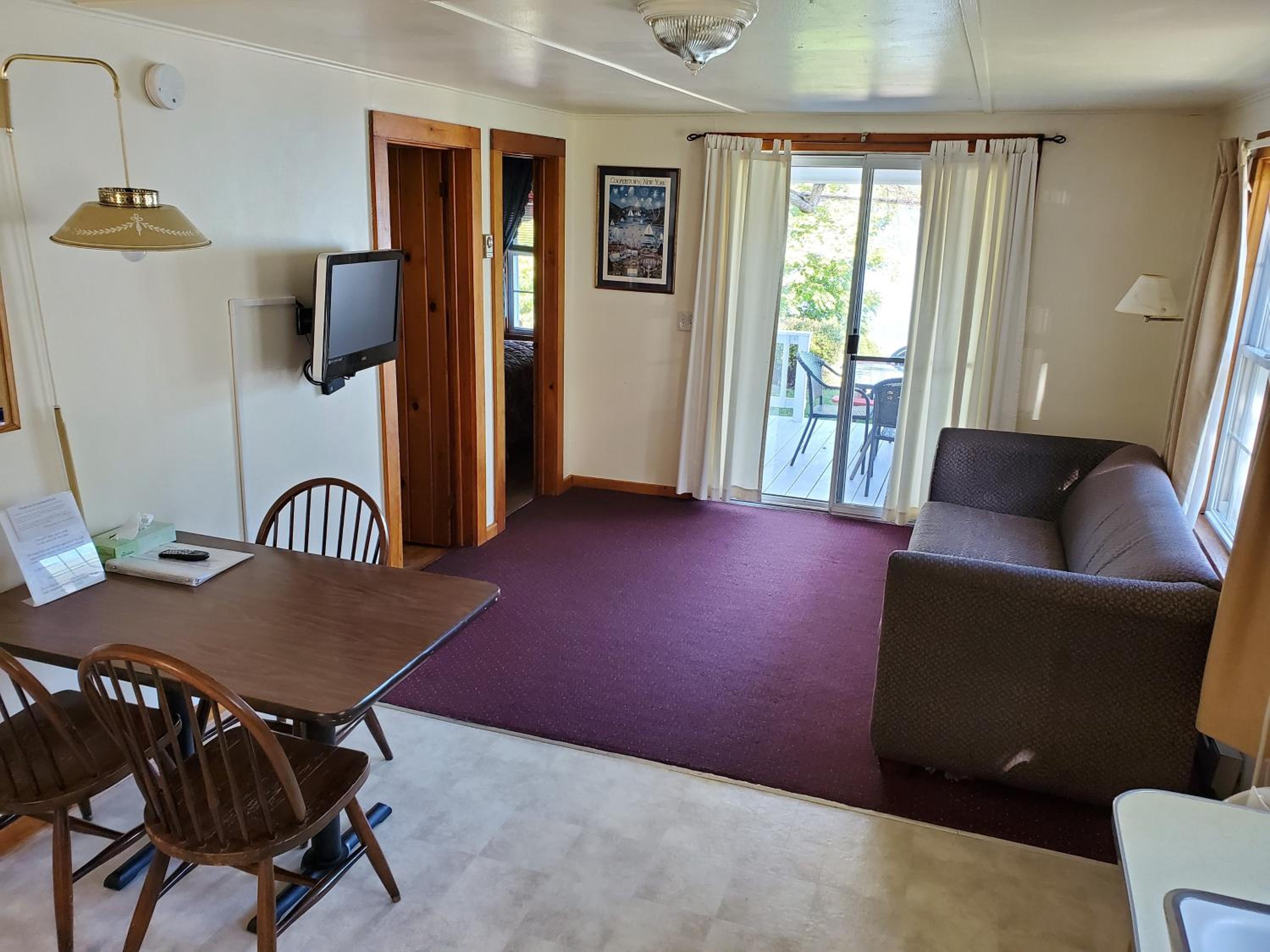 Lake View Motel