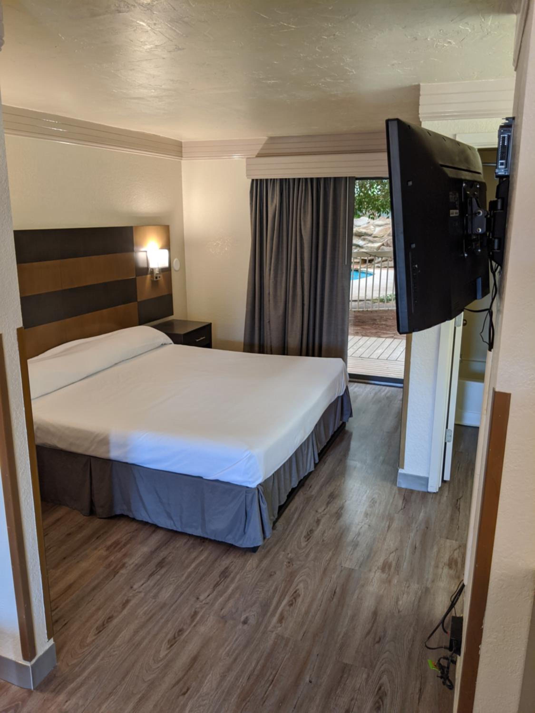Fort Stockton Vacations - Atrium Inn - Property Image 6