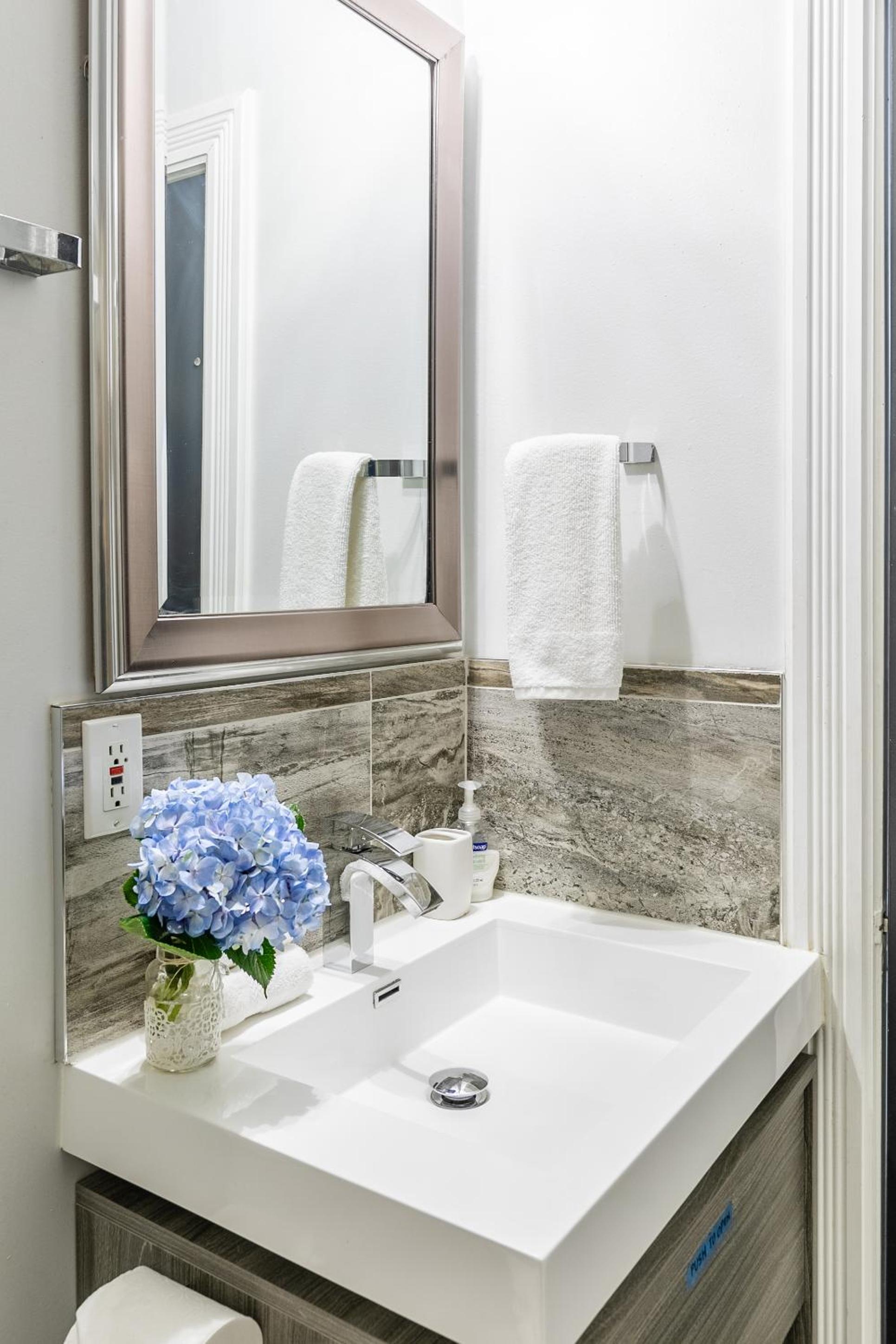 NB Urban Luxury Suites