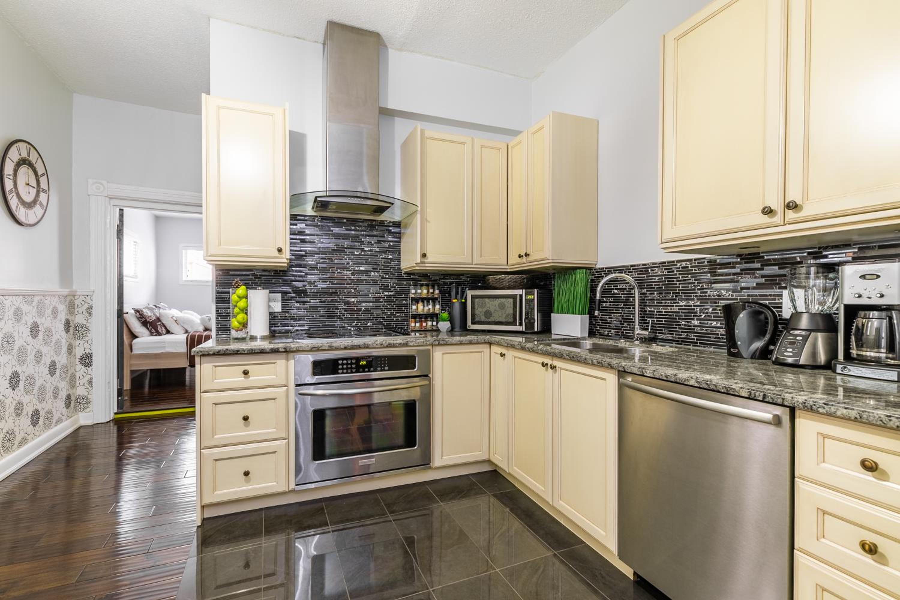 NB Urban Luxury Suites