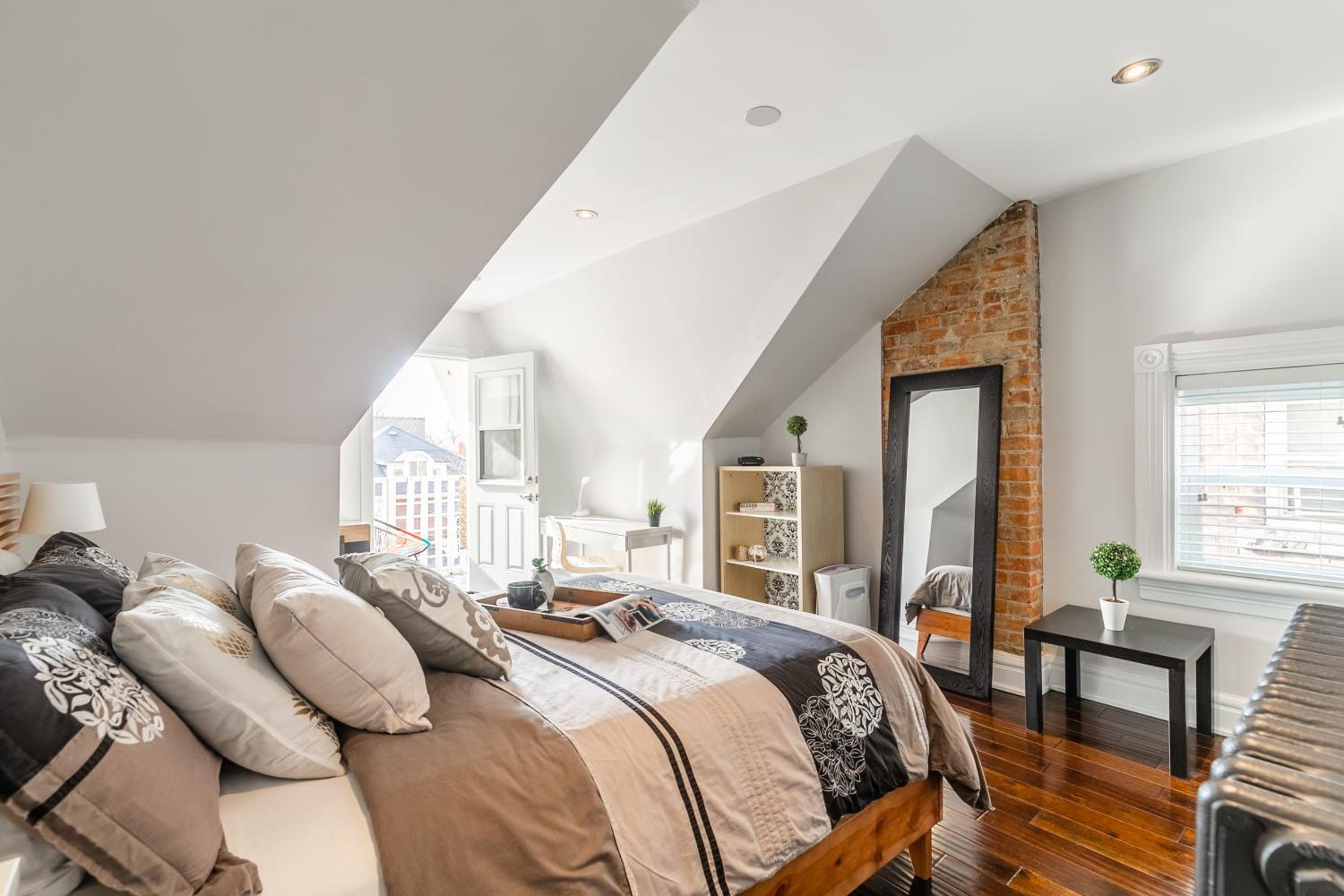 NB Urban Luxury Suites