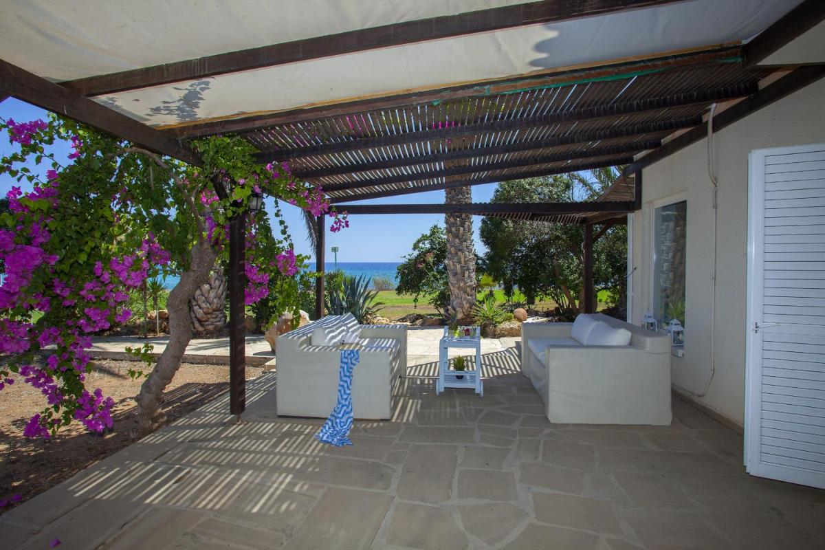 Napa Beachfront Villa