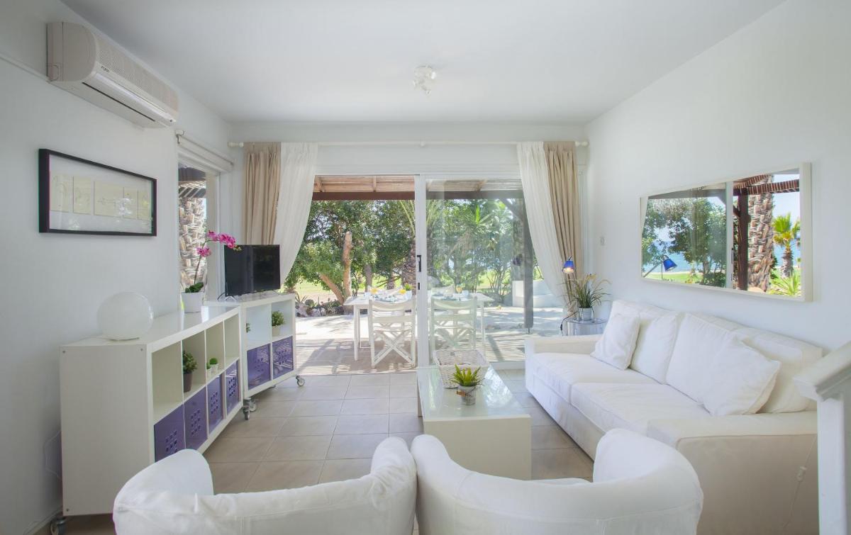 Napa Beachfront Villa