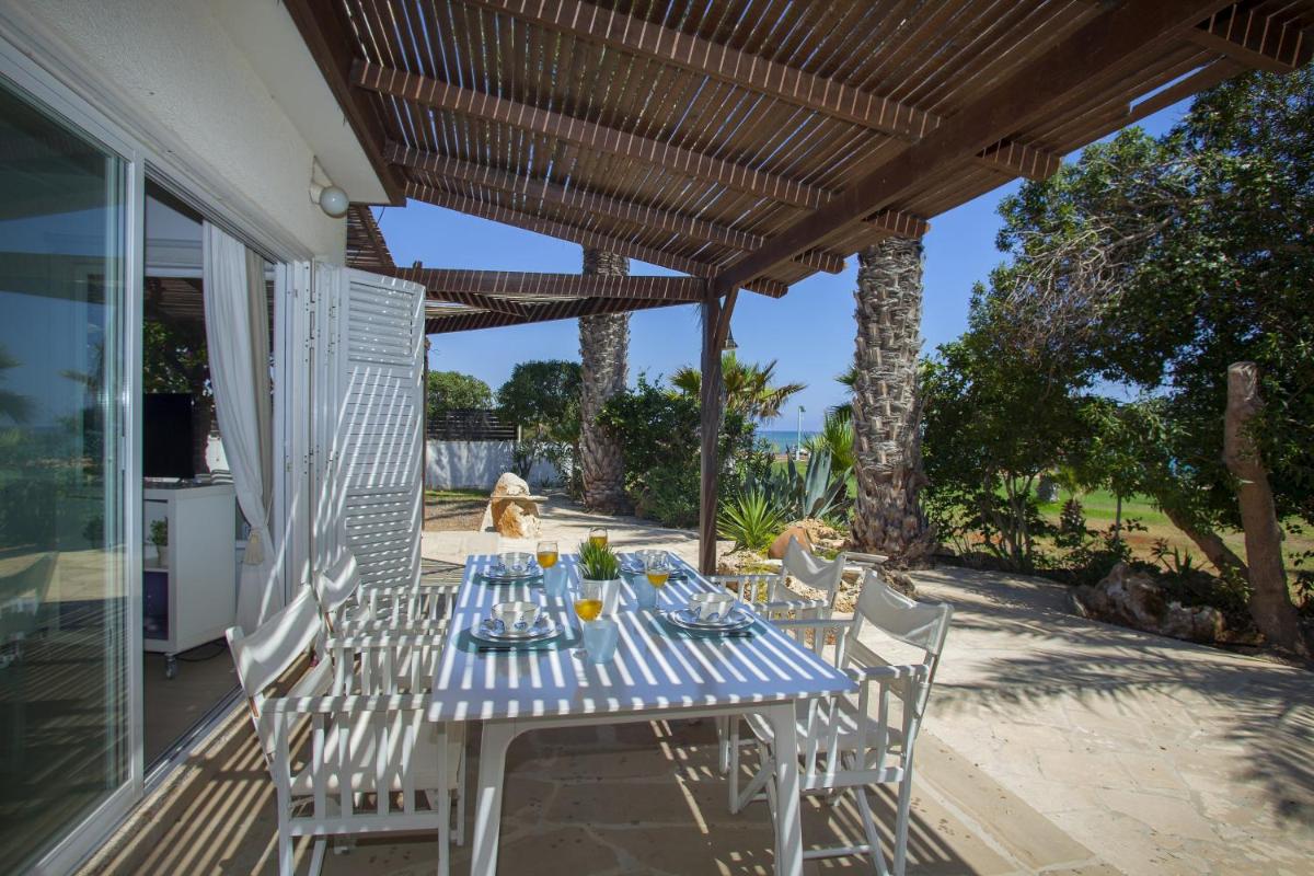 Napa Beachfront Villa