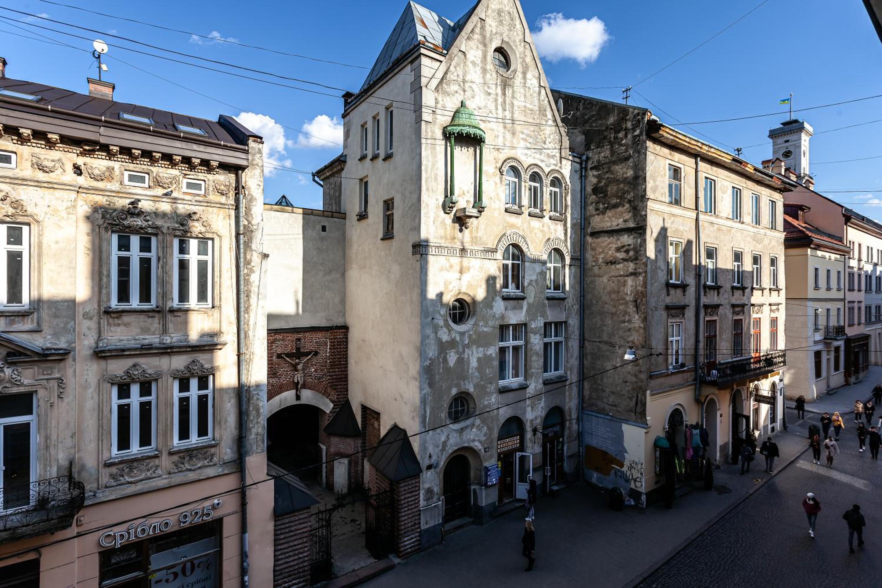 Lviv AP 17 view 2