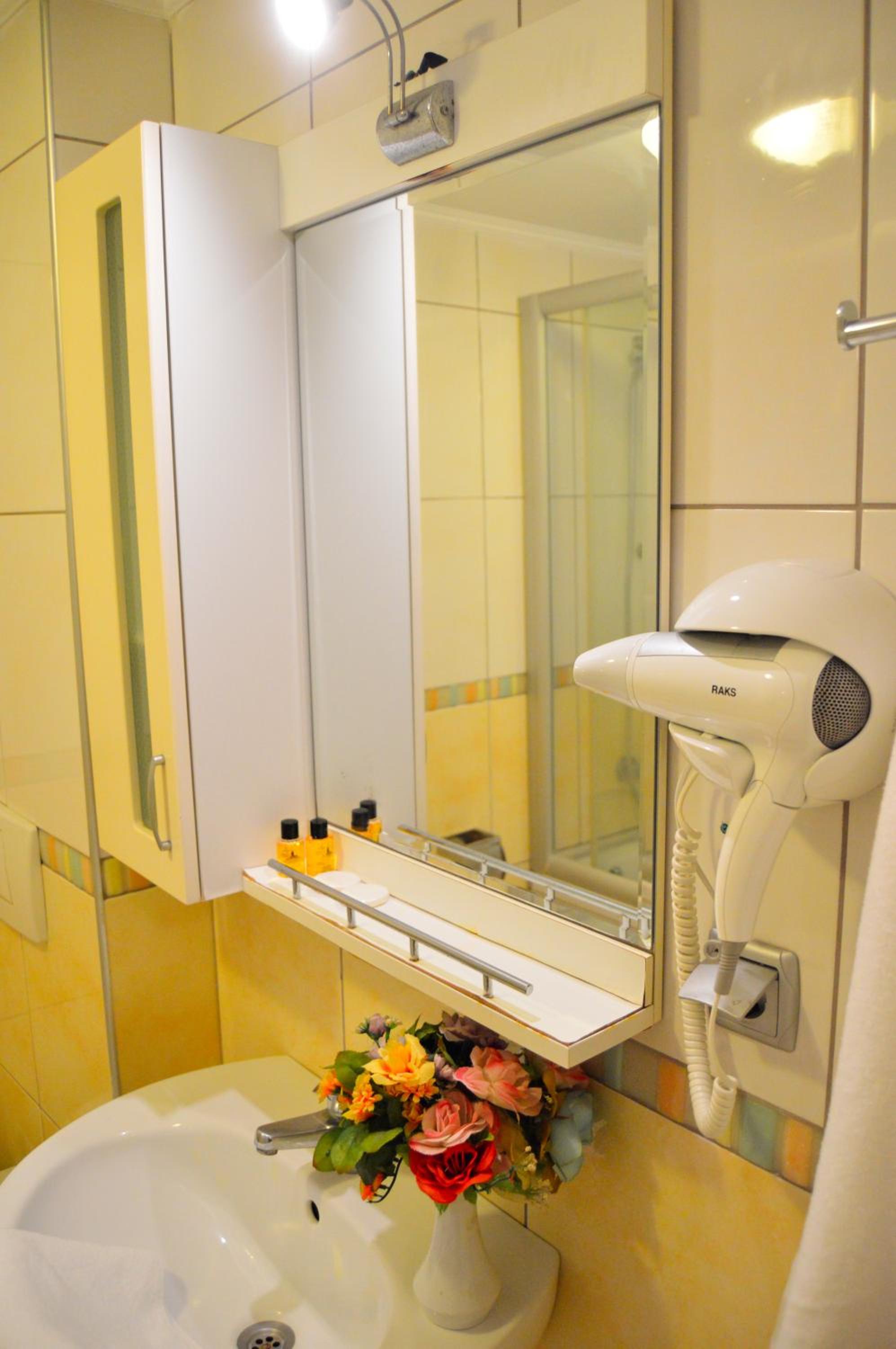 Comfort Life Otel - Image 10