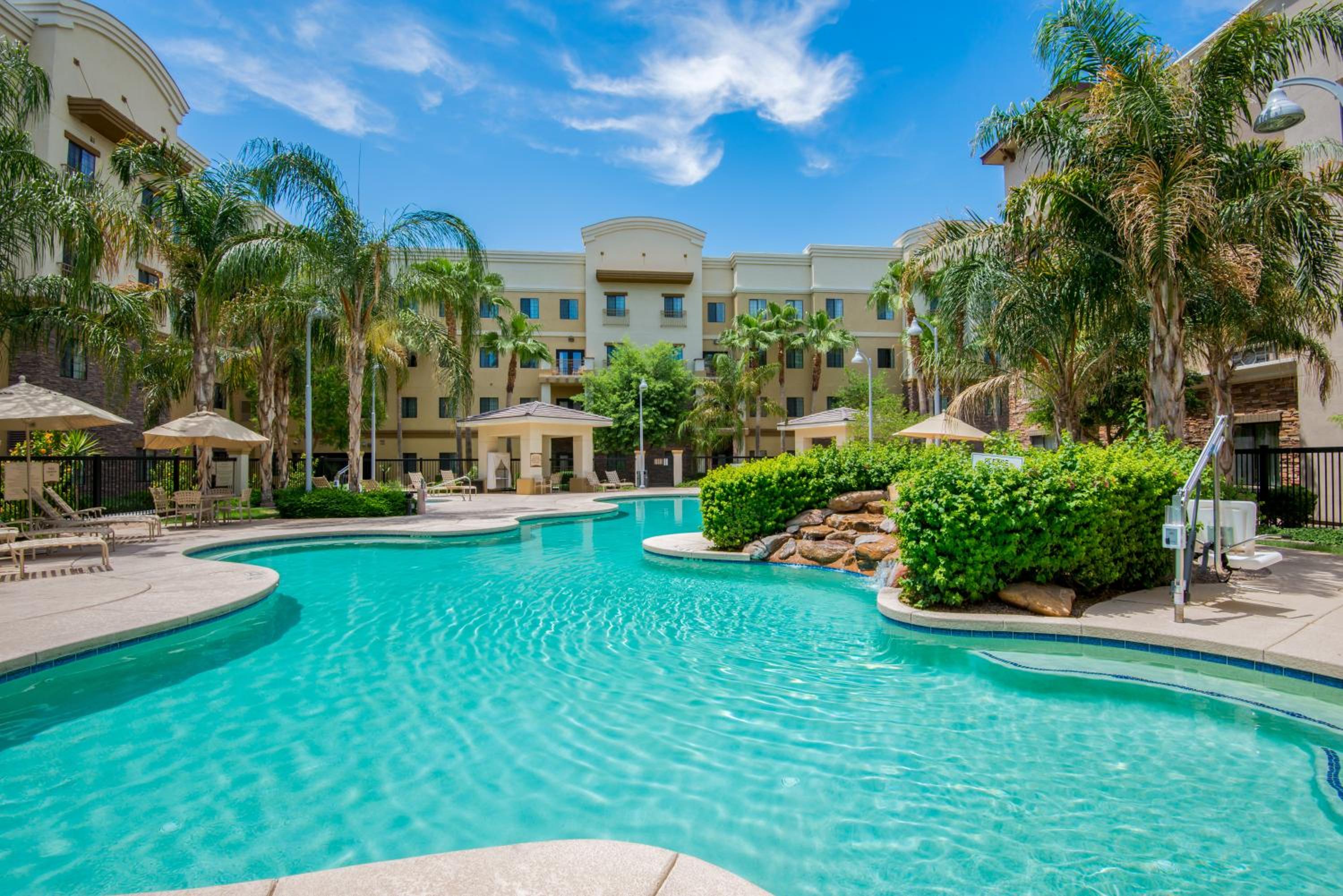 Glendale Vacations - Holiday Inn Express  Suites Phoenix Glendale Dist, an IHG Hotel - Property Image 6