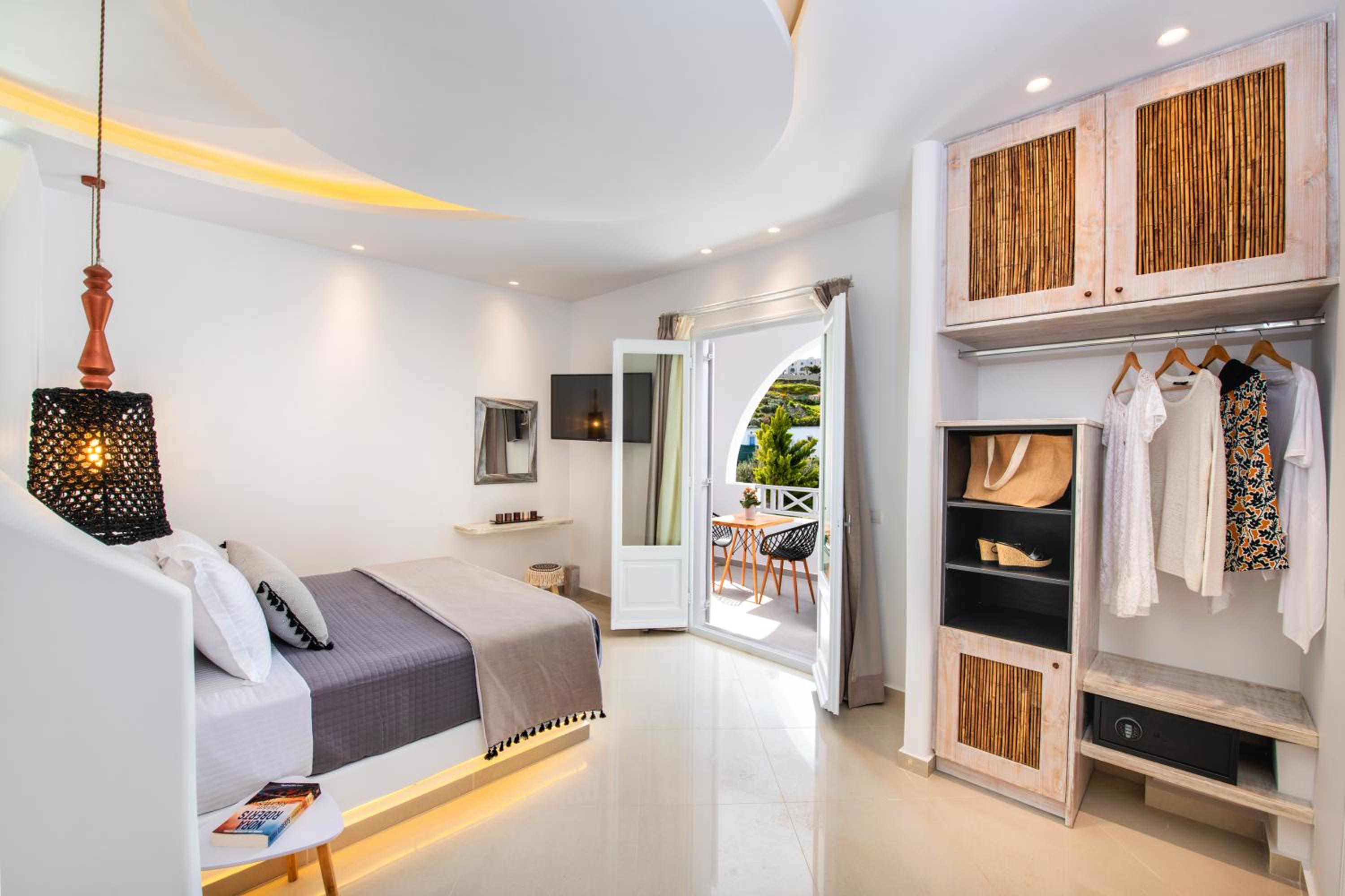 Abasa Suites photo 5