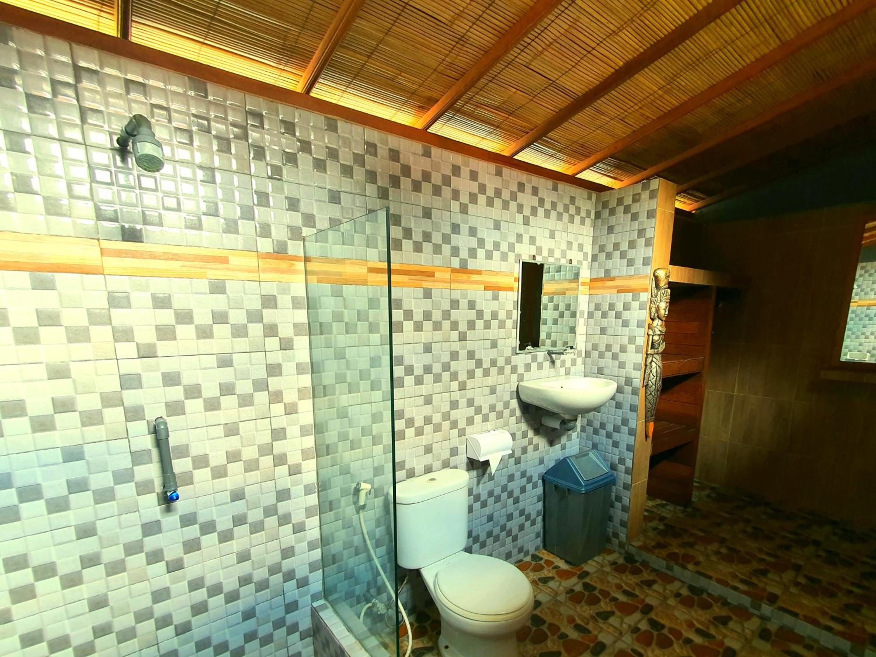 Photo 42