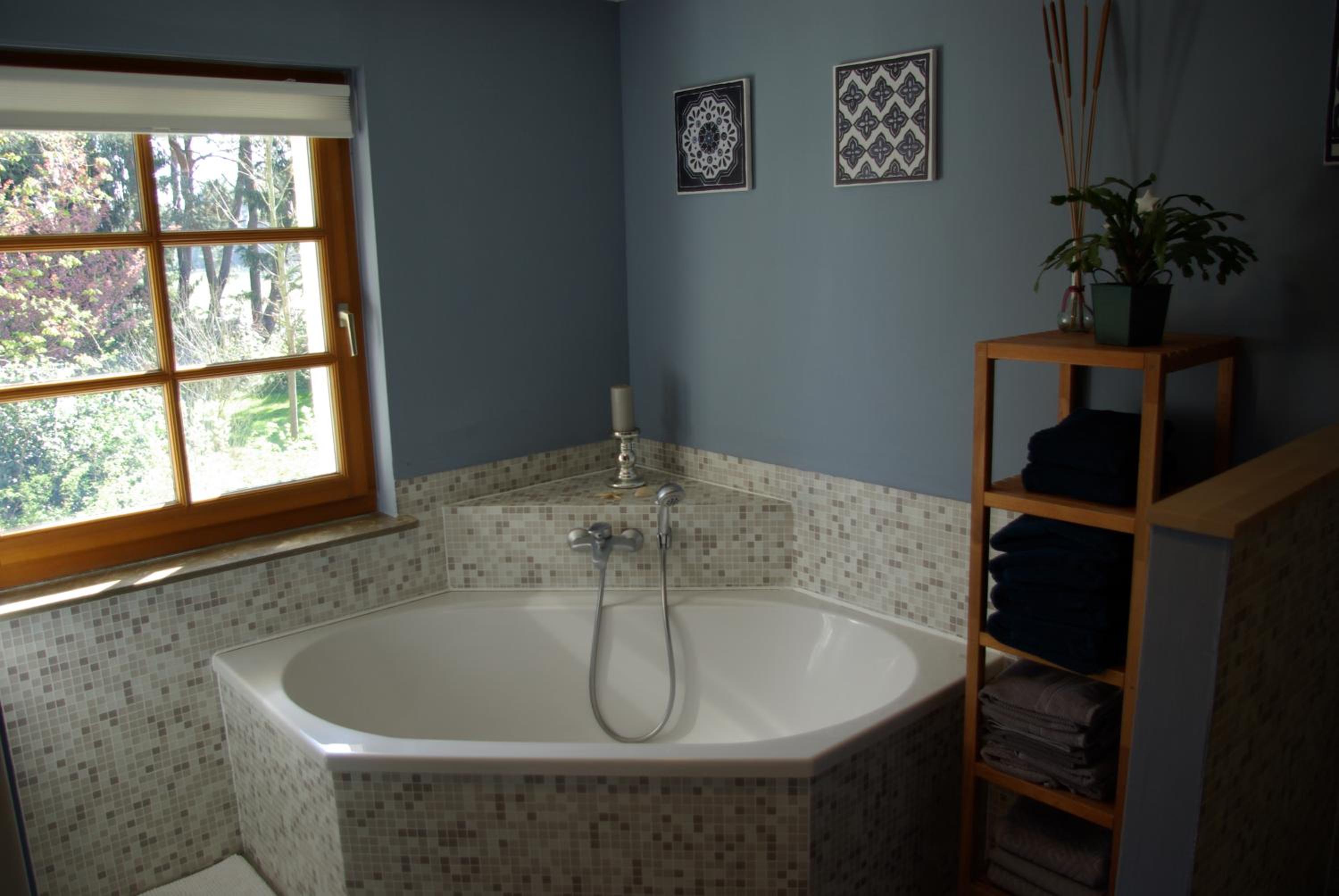 Waldblick en Bleckede — bathroom