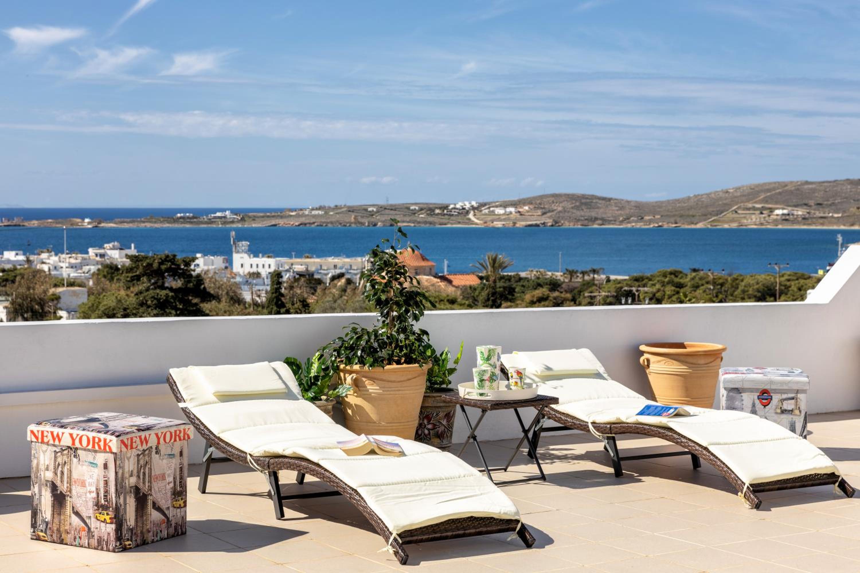 Room with sea view photo 2