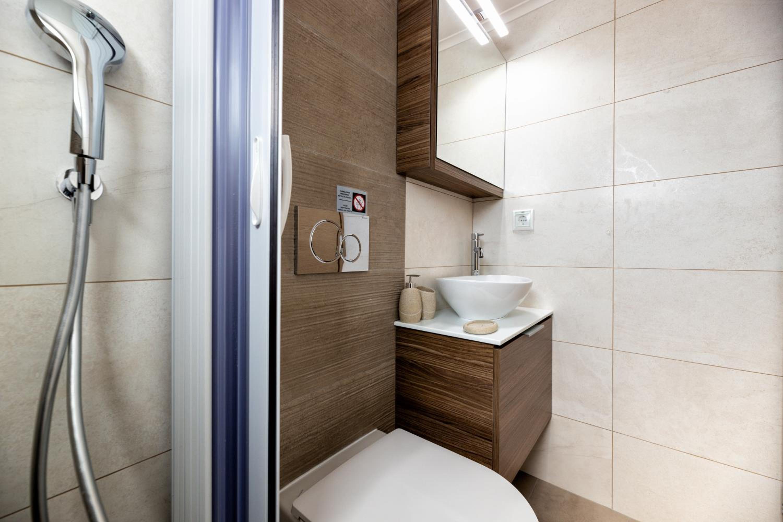 Room with sea view photo 3