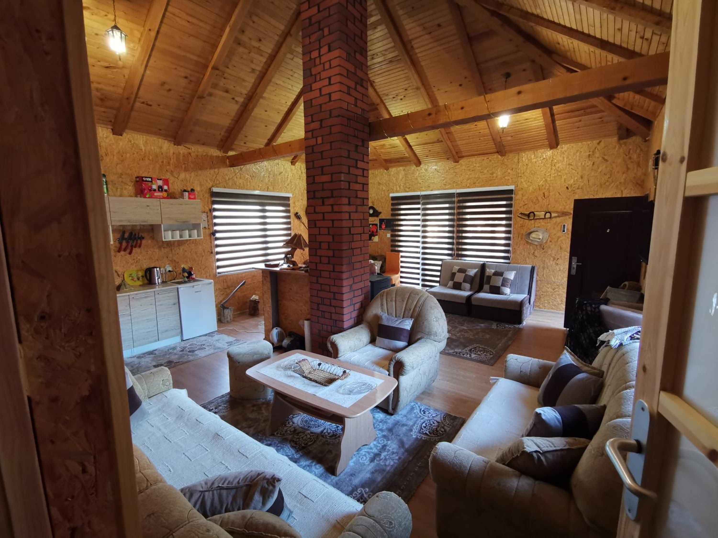 Forest Lodge on the Pyramid view 4